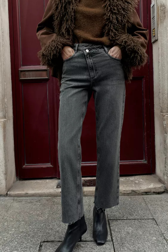 Z1975 STRAIGHT HIGH-WAIST CROSS-OVER WAIST JEANS | Zara US