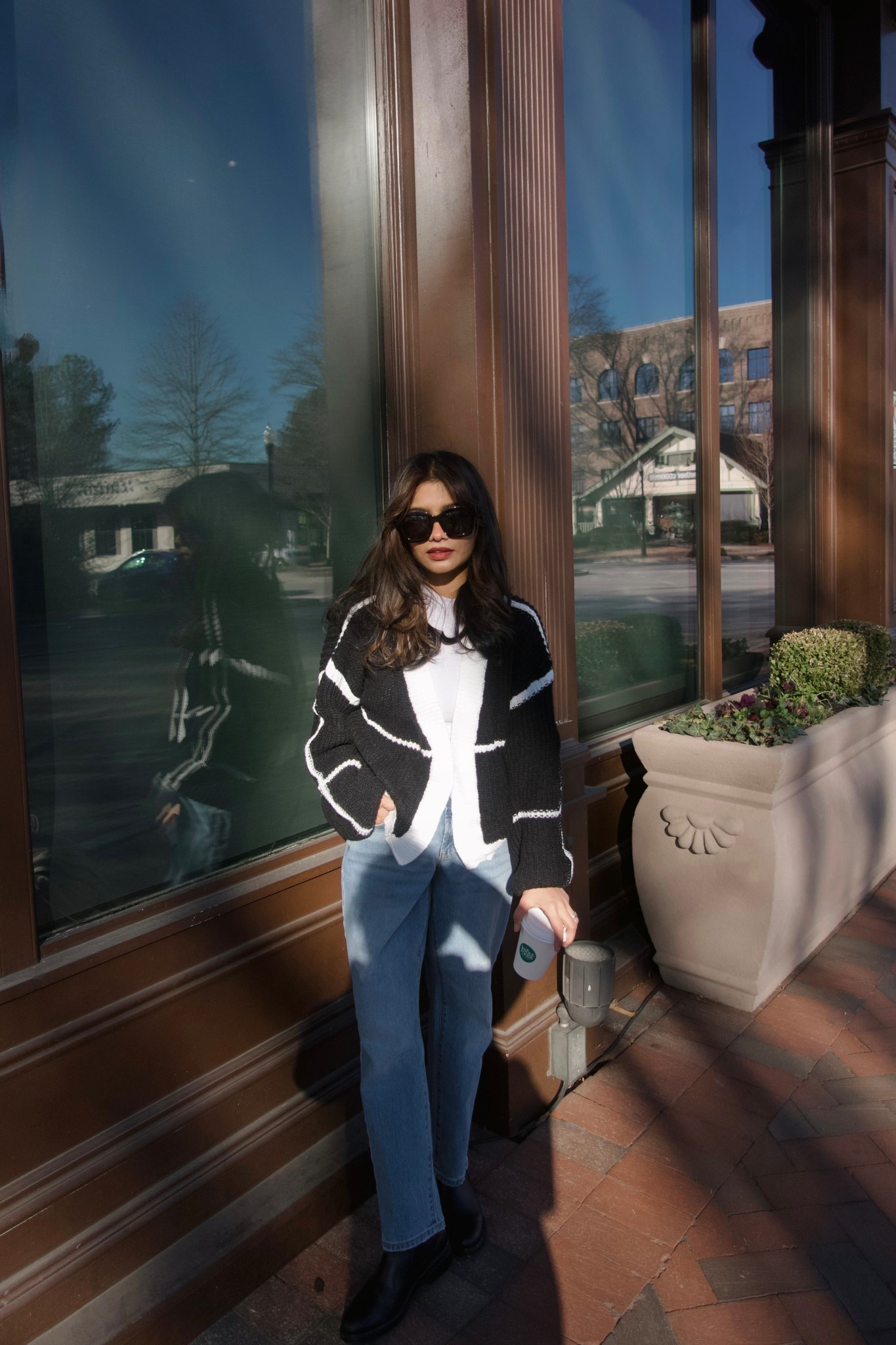 Easy petite mom everyday outfit—spring/winter/Fall 

Wearing small in knit cardigan, and 4 in pants (although they’re quite big on me so I would stick to usual size)



#LTKootd #LTKmomlife #LTKPetite