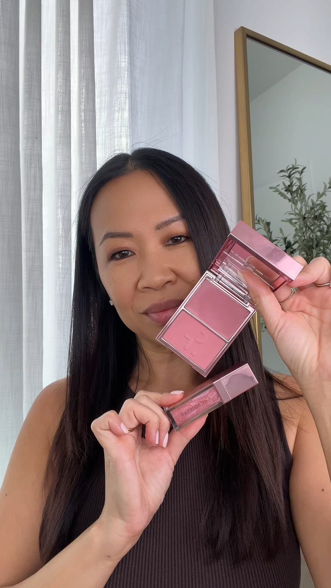 Neutral-cool pink perfection with the Patrick Ta Glow and Gloss Sets! Swatching the lighter variation of the Major Headlines Blush Duo and Lip Gloss Makeup Gift Set in Ice Me Down.

Major Headlines Double-Take Crème & Powder Blush Duo in Out of Office
Major Volume Hydrating High Shine Lip Gloss in Ice Me Down

Love this pink set - I think it's the perfect tone of pink! I hope they make these colors permanent. Also used Patrick's Dual-Ended Complexion Brush and Major Dimension Essential Artistry Edit Eyeshadow Palette in Medium

#patricktabeauty #patrickta #blush #lipgloss #swatches

#LTKBeauty #LTKSeasonal #LTKHoliday