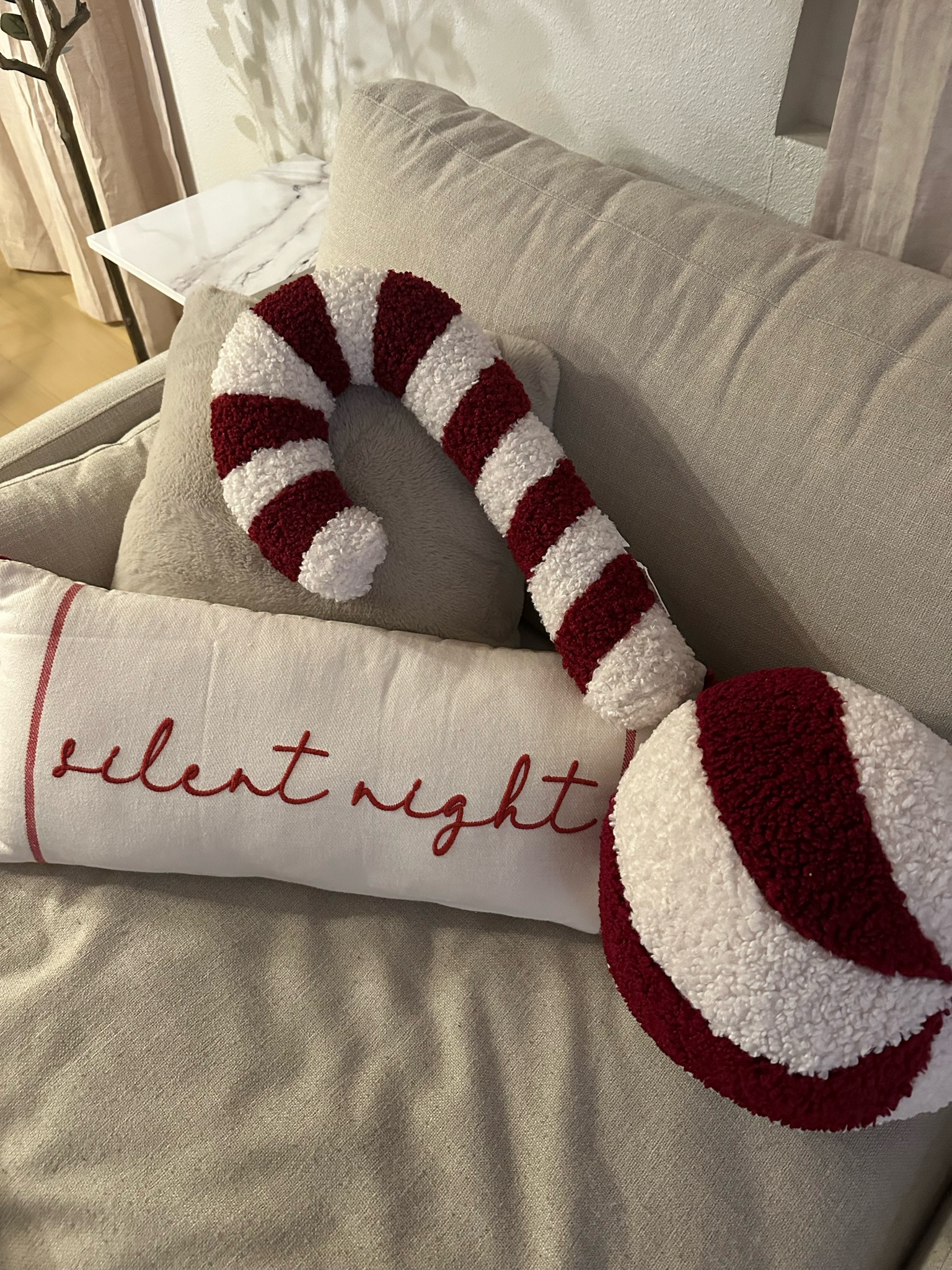 Christmas pillows on sale! 

#LTKHoliday #LTKSeasonal #LTKsalealert