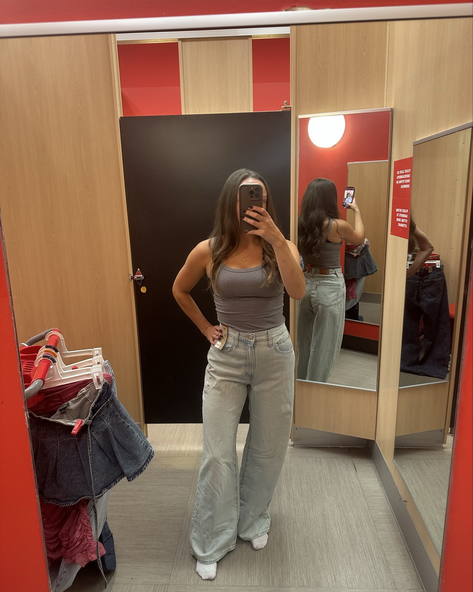 TARGET LEVIS
Cinch Baggy

#LTKSaleAlert #LTKStyleTip #LTKFindsUnder100