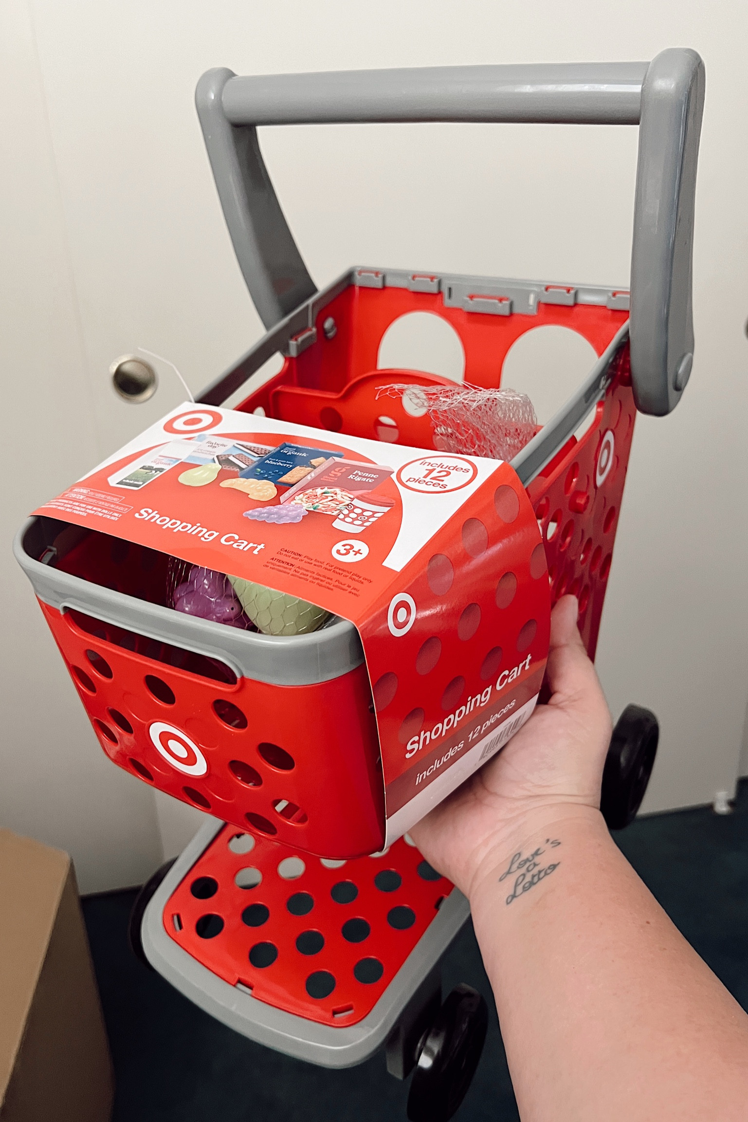 target shopping cart, mini shopping cart, kids shopping cart, kids toy

#LTKkids #LTKFind