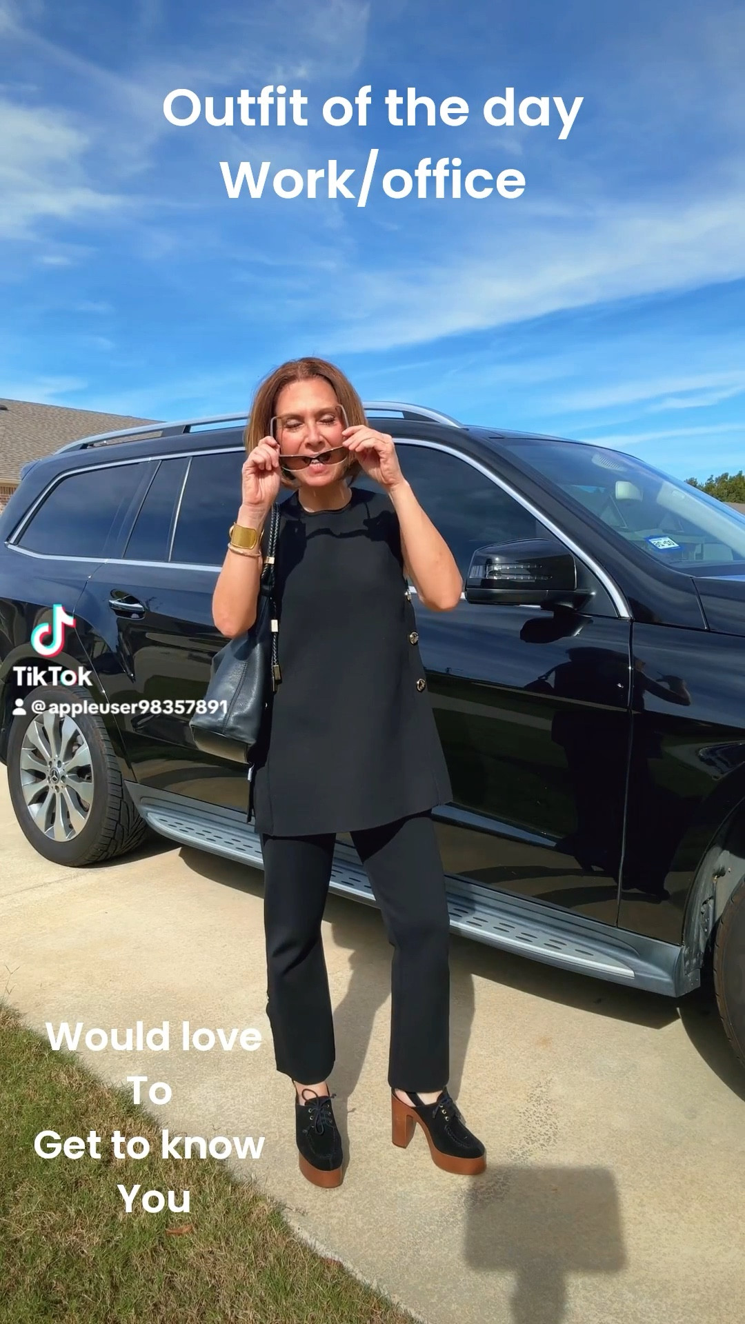 This chic pant set is an older piece from Zara, but I’ve tagged some similar classic styles that are perfect for work or the office. Effortless, elegant, and so easy to elevate with a structured bag and statement shoes. 🖤
Wearing XS top & pant set.


#LTKstyle #WorkOutfit #OfficeLook #ChicStyle #FallFashion #OOTD #ZaraStyle #TimelessFashion #StyleInspo #ClassicLook


#LTKStyleTip #LTKOver40 #LTKWorkwear