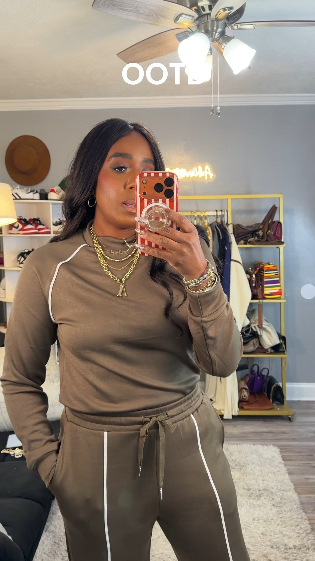 Outfit of the day to get some shopping done


#LTKFindsUnder50 #LTKMidsize #LTKOver40