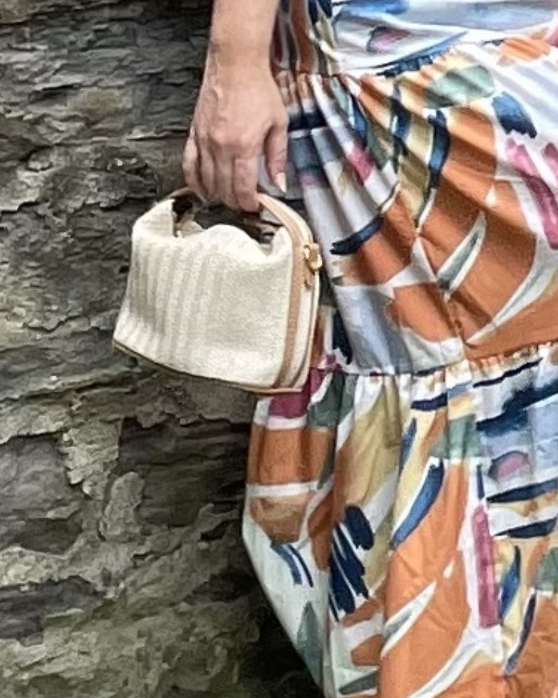 Mini Minimalist Straw Bag Top Handle Zipper

#LTKfindsunder50 #LTKitbag #LTKstyletip