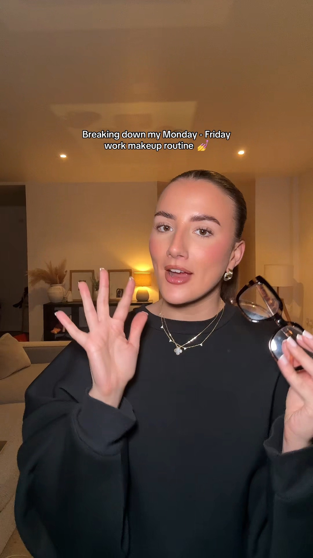 Breaking down my work make up routine 💅

Make up tutorial, make up routine, beauty, mascara, skin tint, blusher, bronzer, lip gloss, lip liner

#LTKspring #LTKuk #LTKbeauty