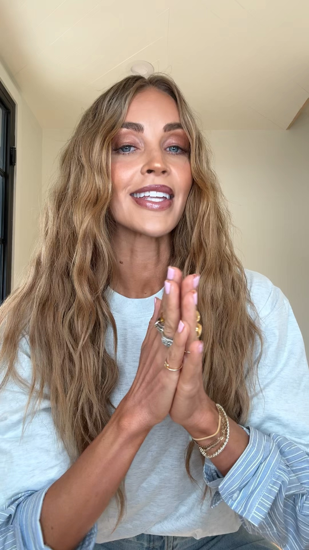 Loving this sport mom fit 

Top xs
Pants 24