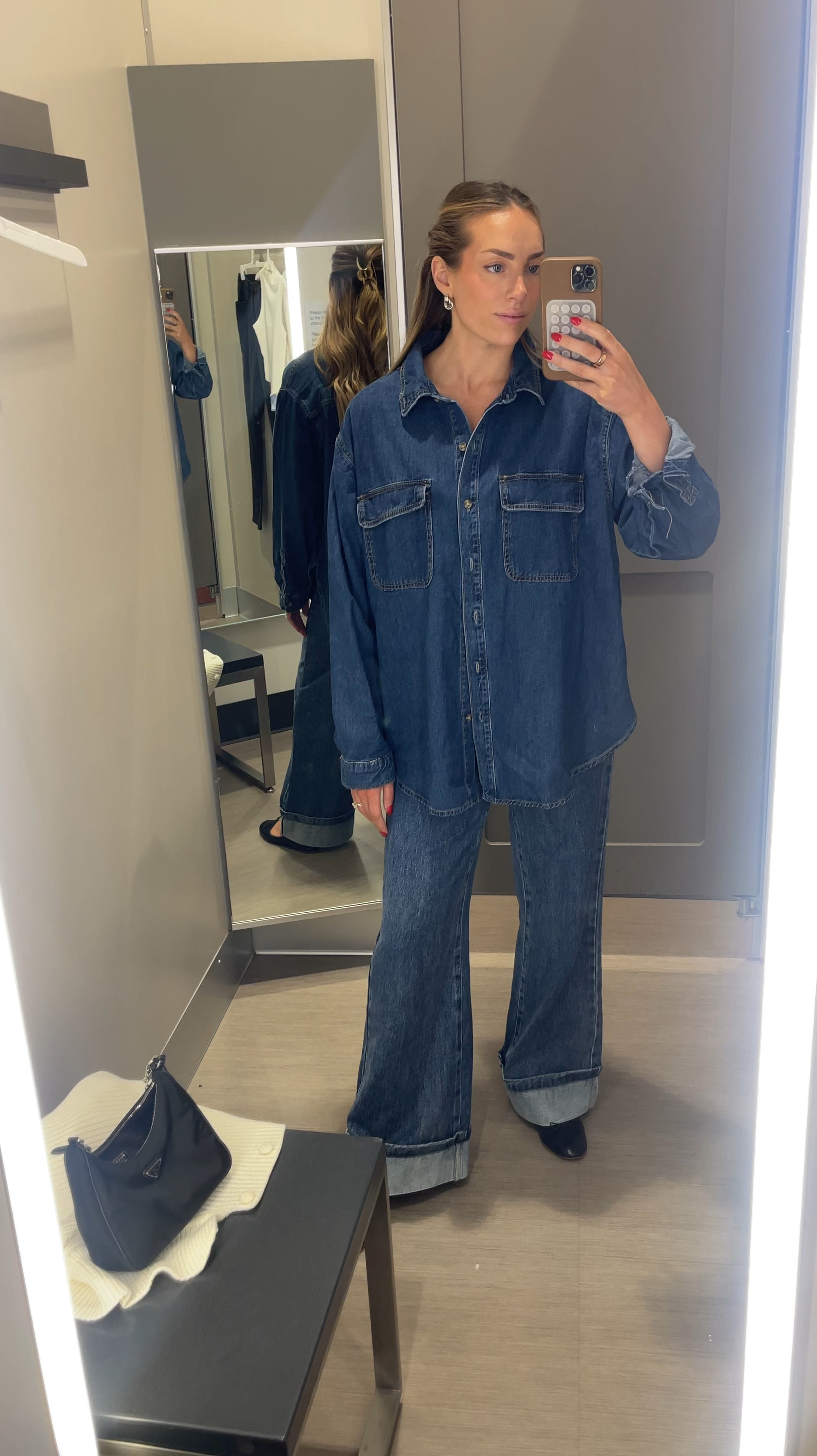 Run to Target for this $30 oversize denim top. I took size 1x for a perfect oversized fit. It’s giving Aritzia for 1/3 of the price 

Target find denim shirt fall outfit 

#LTKFindsUnder100 #LTKStyleTip #LTKFindsUnder50