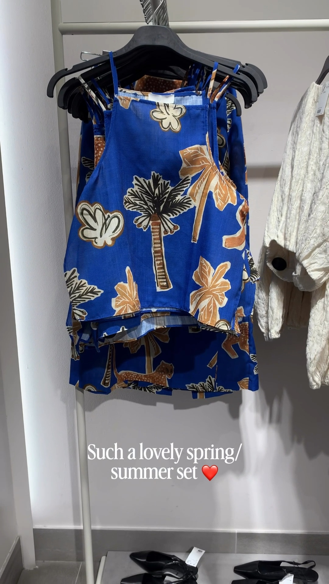 Adorable set for spring/summer 💙

Tags: cropped top, midi skirt, blue set, H&M new-in, fashion spring inspo outfit ideas, city break, Parisian style, elevated basics.

#LTKSpringSale #LTKTravel #LTKSeasonal

#LTKsummer #LTKspring #LTKstyletip