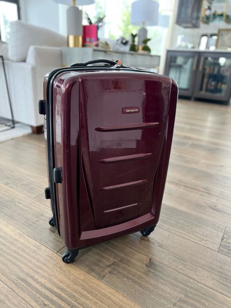 Suitcase, medium size. Will pack to be about 50 lbs and below. Tons of great reviews on Amazon. 

#suitcase #travel #samsonite 



#LTKtravel