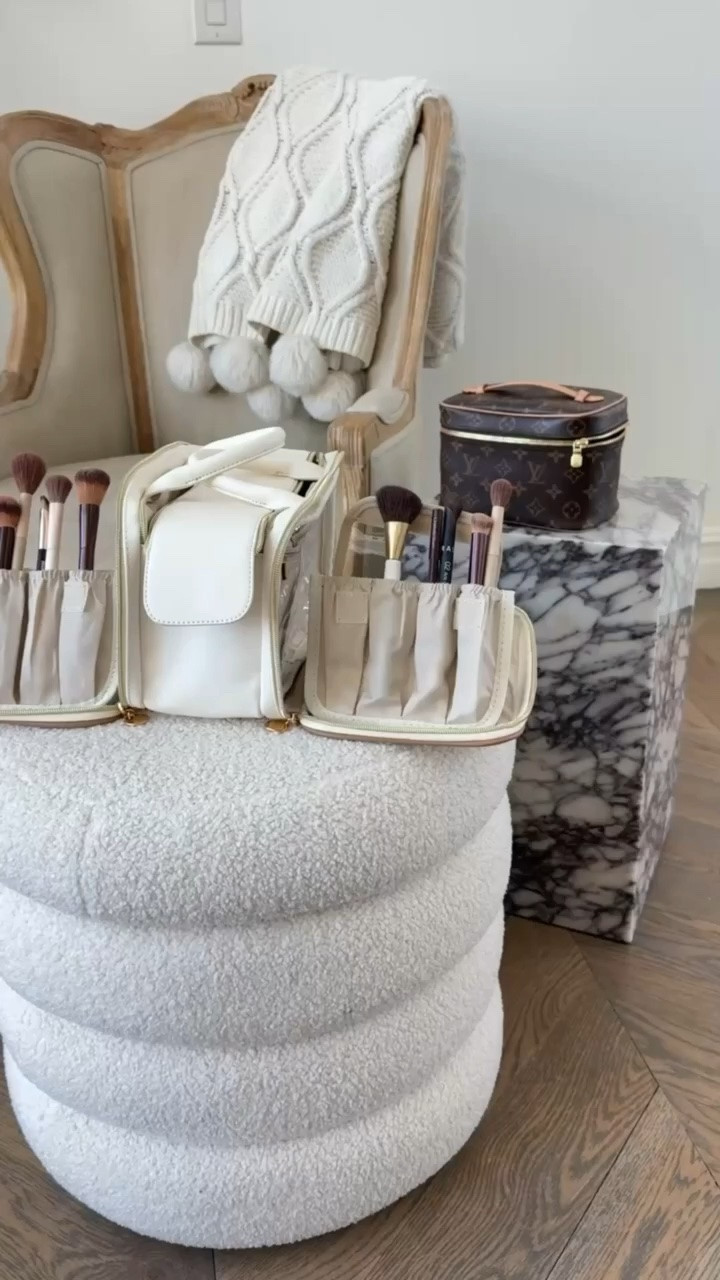 This is hands down the best travel makeup bag!! It’s currently 19% off for Prime Day!! ALSO! The marble table is 20% off 🤗

Amazon finds, Amazon beauty, Travel, Travel makeup bag, Amazon Prime Day, Prime Day Deals, Vacation, Beach vacation, Emily Gemma

#LTKTravel #LTKBaby #LTKSaleAlert