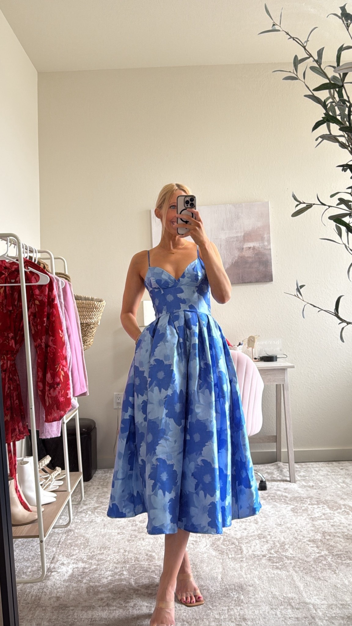 Lulus blue floral midi dress! ✨ perfect to wear as a Spring wedding guest dress, bridal shower guest dress or baby shower guest outfit!

Wearing an XS - fits great!

Sharing some more Lulus dresses below! ☺️

Wedding guest outfit, floral dresses, garden party dress, garden wedding guest dress, blue dresses, Spring garden wedding outfit for guest

#LTKspringtrends #LTKSeasonal #LTKspring