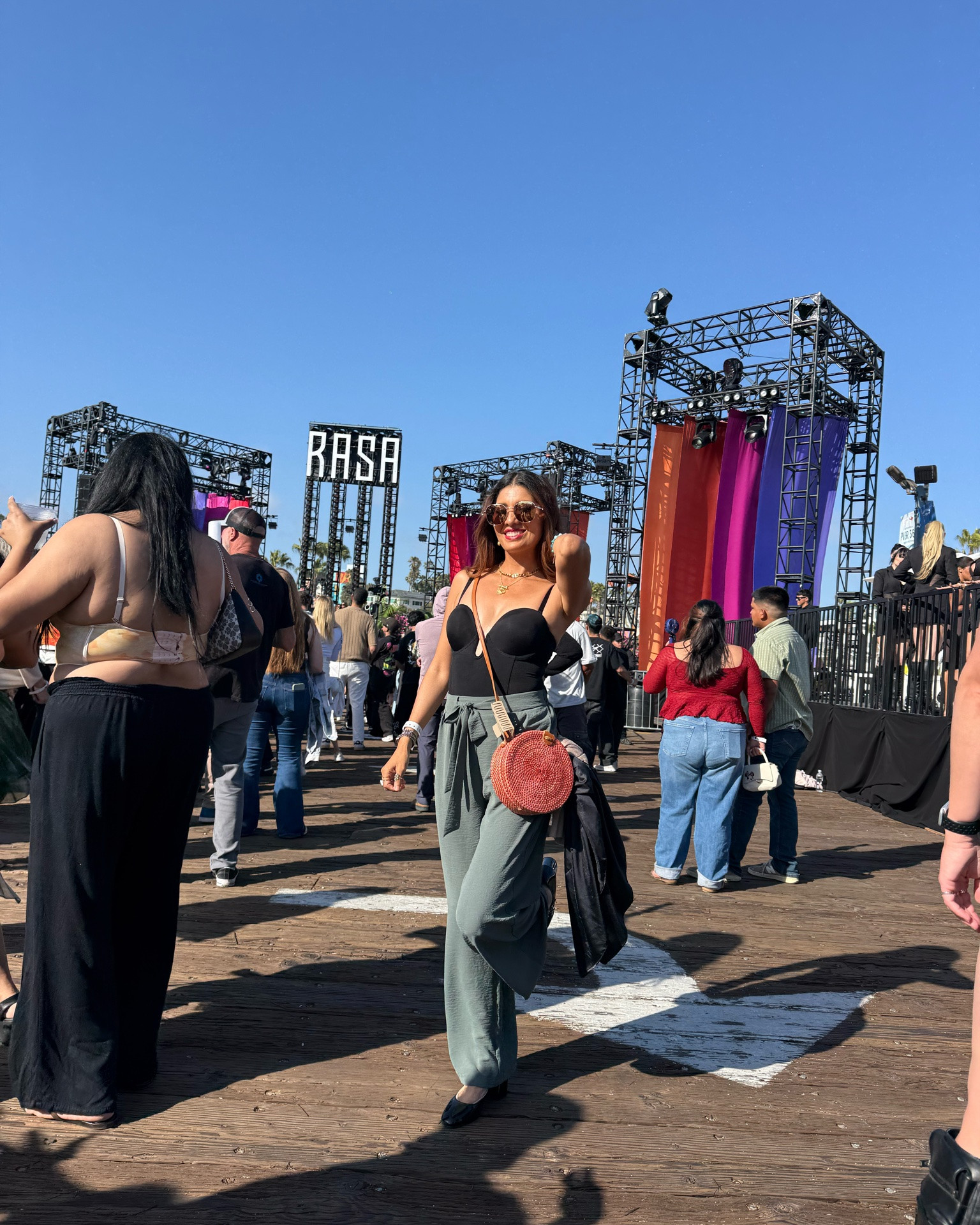 Fun day at the Santa Monica Pier 🎡☀️ Loved spending the day at the Pier Play Festival with Rasa! The perfect mix of beach vibes, fun activities, and a comfy cute outfit for a California summer day 🌴✨

Santa Monica Pier outfit, Pier Play Festival, California summer outfit, beach casual style, summer fashion inspo, comfy chic outfit, Los Angeles style, coastal fashion, weekend outfit ideas, festival outfit inspiration, casual summer look, beach day outfit, west coast fashion, LTK fashion, influencer style

#LTKdayinmylife #LTKootd #LTKmomlife
