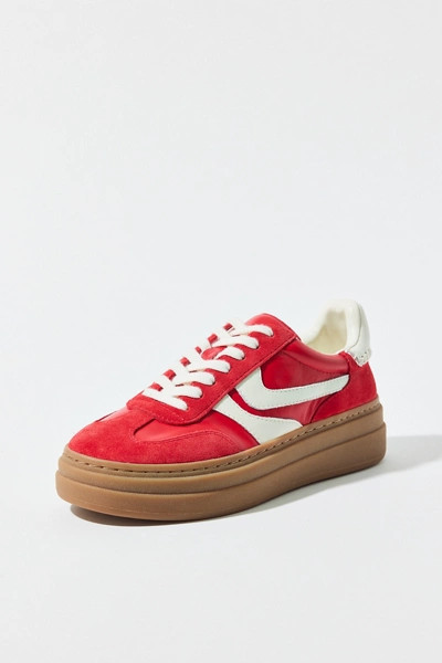 Steve Madden Dodge Platform Sneaker | Urban Outfitters (US and RoW)