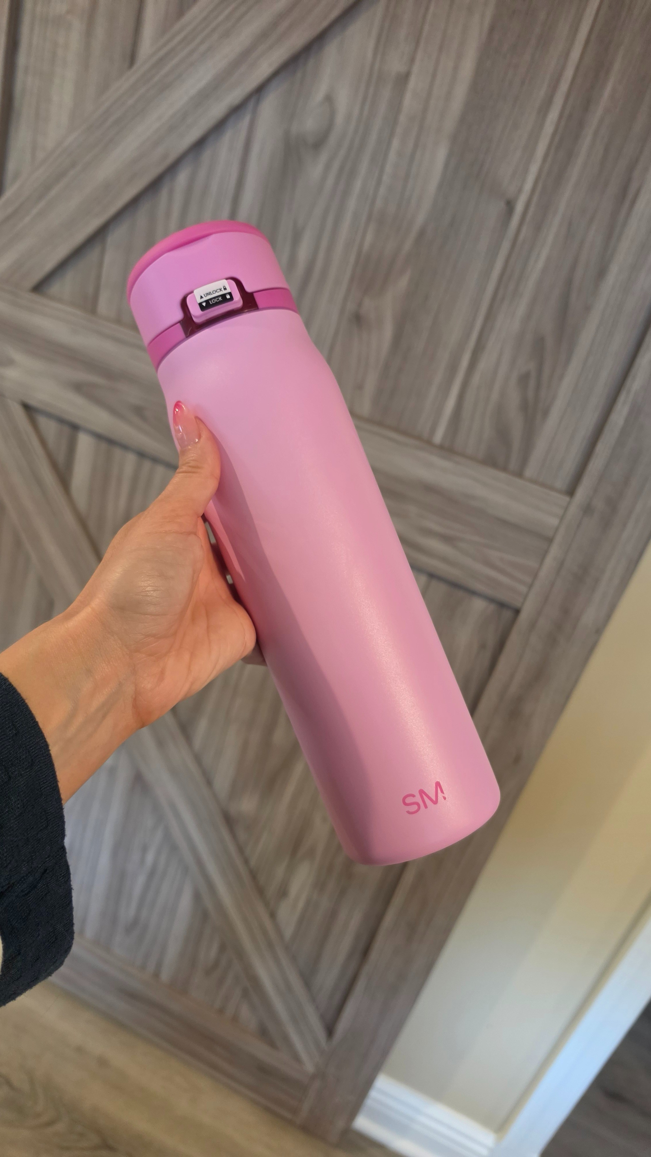 Newest cutie water bottle

#LTKmomlife #LTKgrwm
