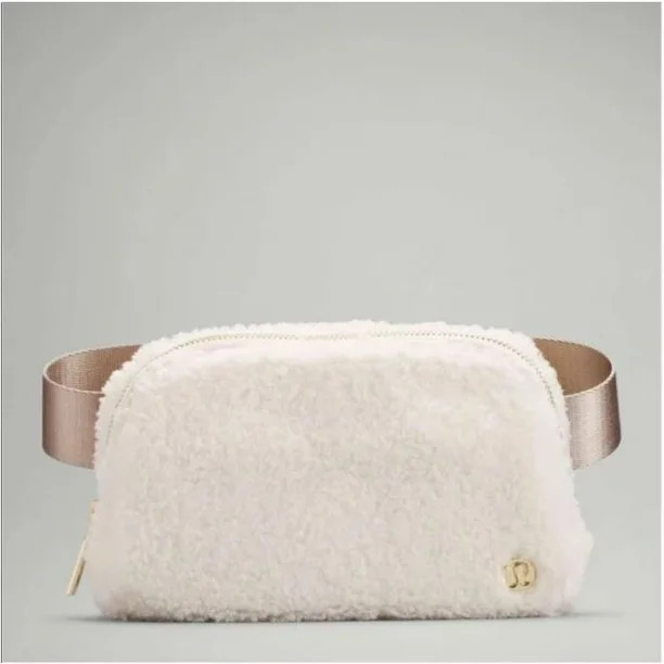 Lululemon Athletica Everywhere Fleece Belt Bag ~ Natural Ivory/Trench (7.5" x 2" x 5"), 1L | Walmart (US)