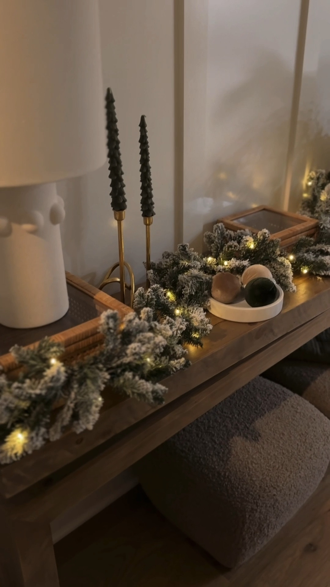 The countdown to Christmas is on! My favorite part of each day this time of year is turning on all our Christmas lights when the sun goes down

Christmas decor, Christmas decorating, Christmas entryway decor, Christmas console table decor, Christmas entryway table decor, Christmas Tree, Faux Christmas Tree, Prelit Christmas Tree, Viral Christmas Tree, LED Christmas Tree, LED Christmas Branch Tree, Christmas Console Table styling, Neutral Christmas Decor, Neutral Christmas Finds, Cozy Home, Cozy Home Decor, Cozy Christmas Decor, Henn Console Table Styling, Christmas Entryway Styling, Christmas Entry Decor


#LTKHome #LTKSeasonal #LTKHoliday