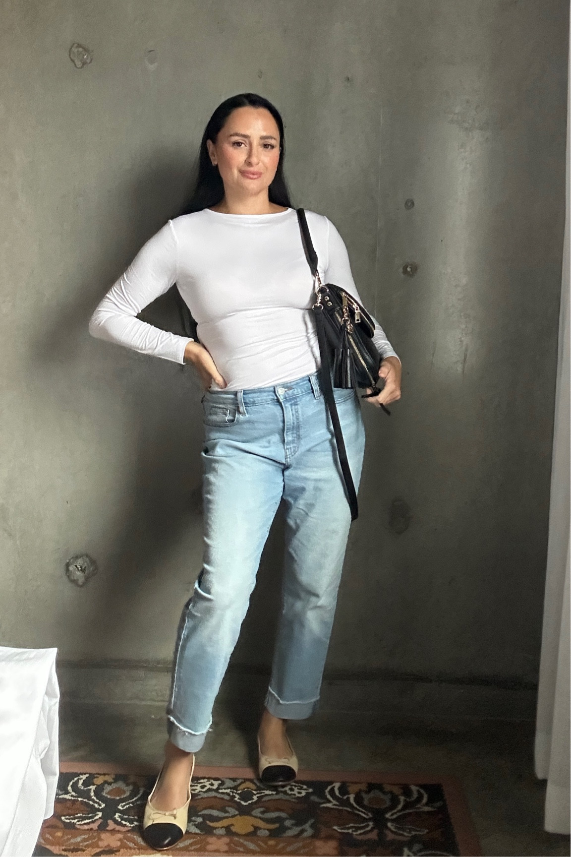 Day 3 of the Rhode Island Press Trip. Wearing my travel capsule.

Everything fits tts. 

#capsulewardrobe
#travelcapsule
#traveloutfit 
#travelootd
#rhodeislandstyle
#amazonfashion
#targetstyle
#springoutfit
#momoutfit

#LTKmidsize #LTKfindsunder50 #LTKstyletip