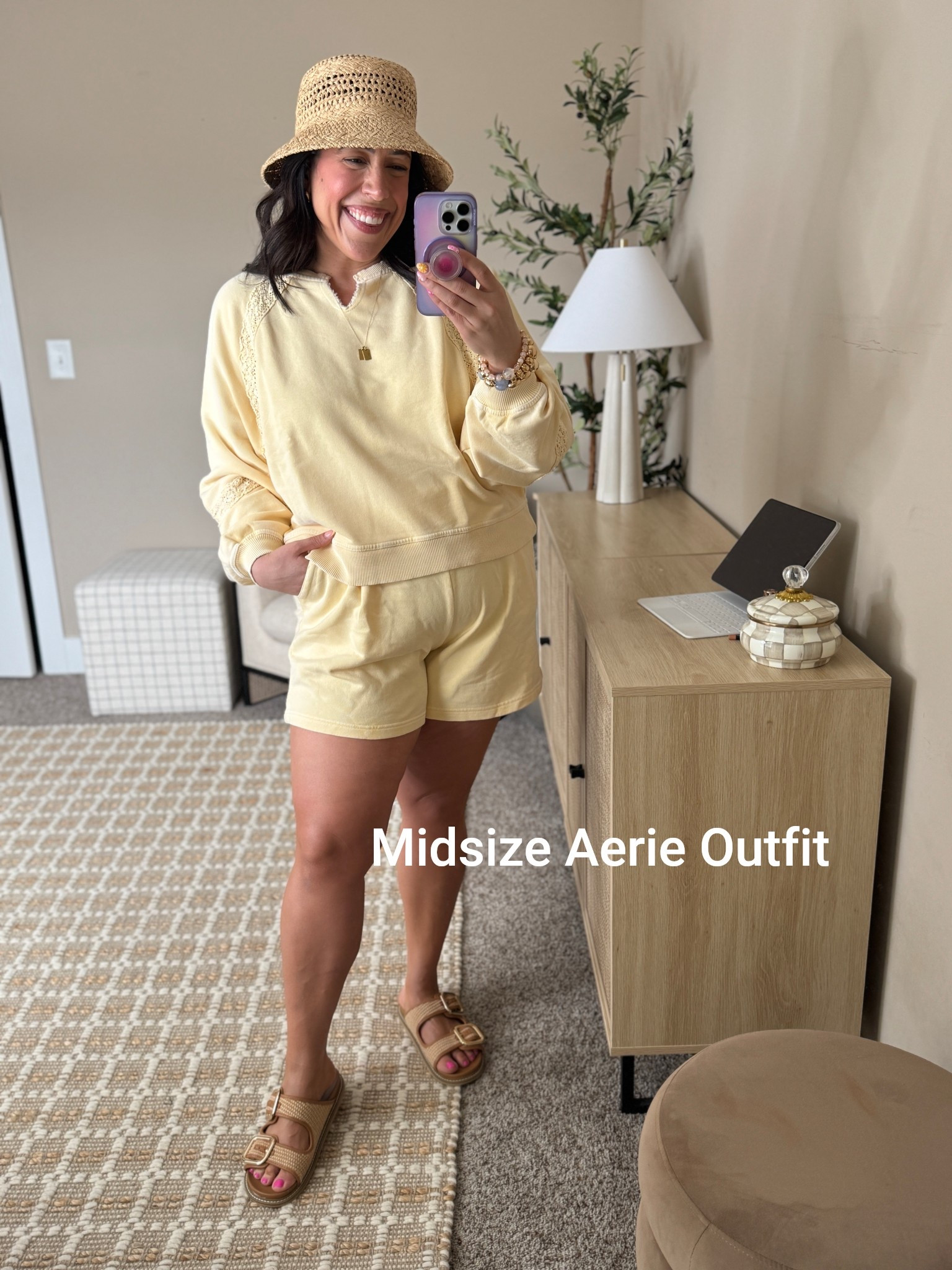 The perfect spring/summer fashion! Wearing size medium in top and large in bottoms! So cute for your next beach trip!

Beach outfit, size 12, Amandareederblog, midsize spring fashion 

#LTKMidsize #LTKSpringSale #LTKFindsUnder100