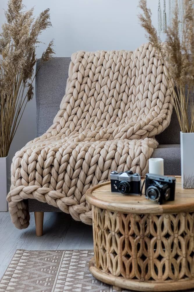 MLMGUO Knitted Throw Blanket for Sofa,Handmade Knit Chunky Blanket Throw Sofa Throw for Gift Sofa... | Amazon (US)