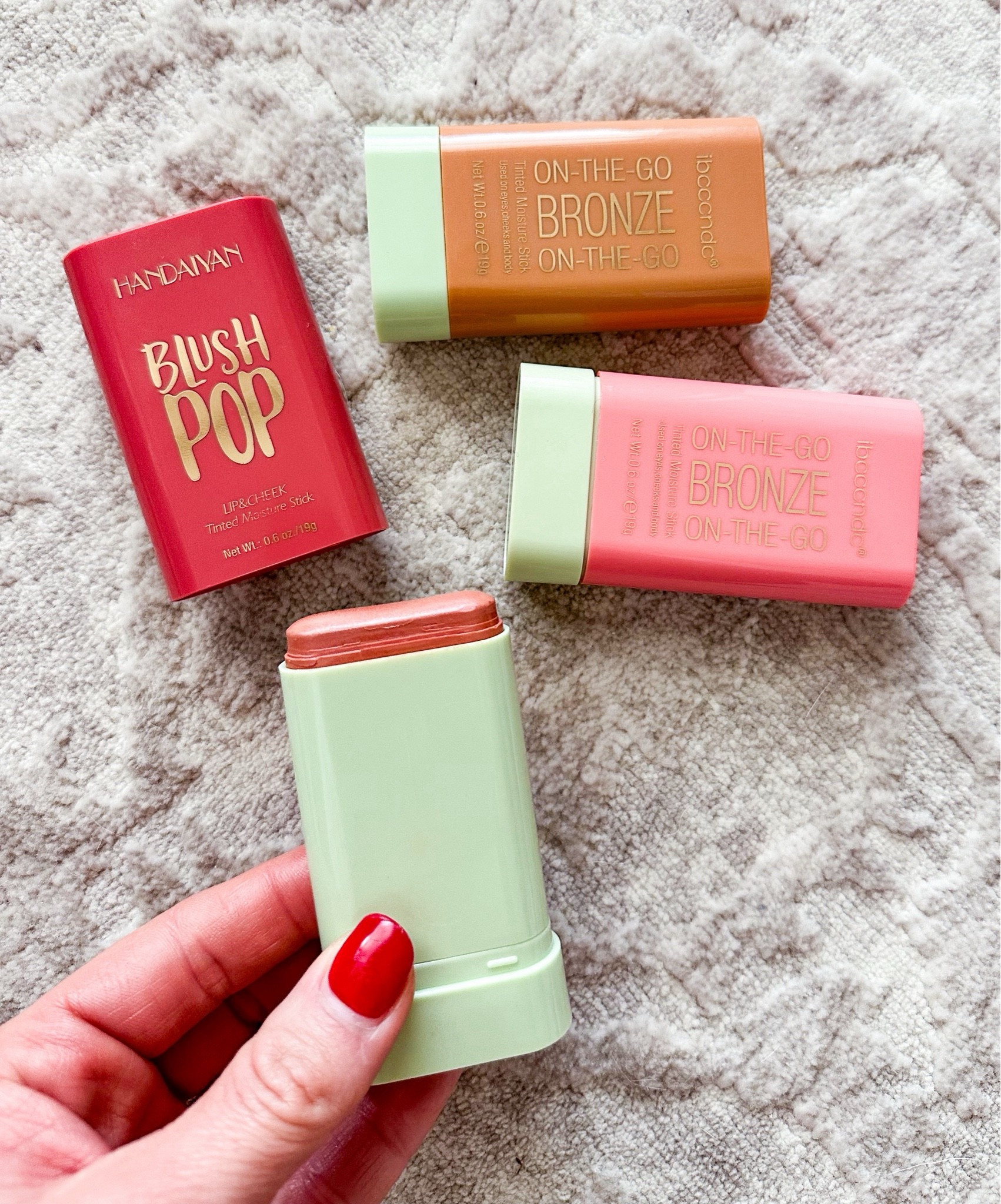 Summer Makeup 


Summer  summer beauty  blush  contour  summer makeup  makeup routine  blush pop  roll on blush  beauty  seasonal  trending makeup  trending beauty 

#LTKBeauty #LTKStyleTip #LTKSeasonal