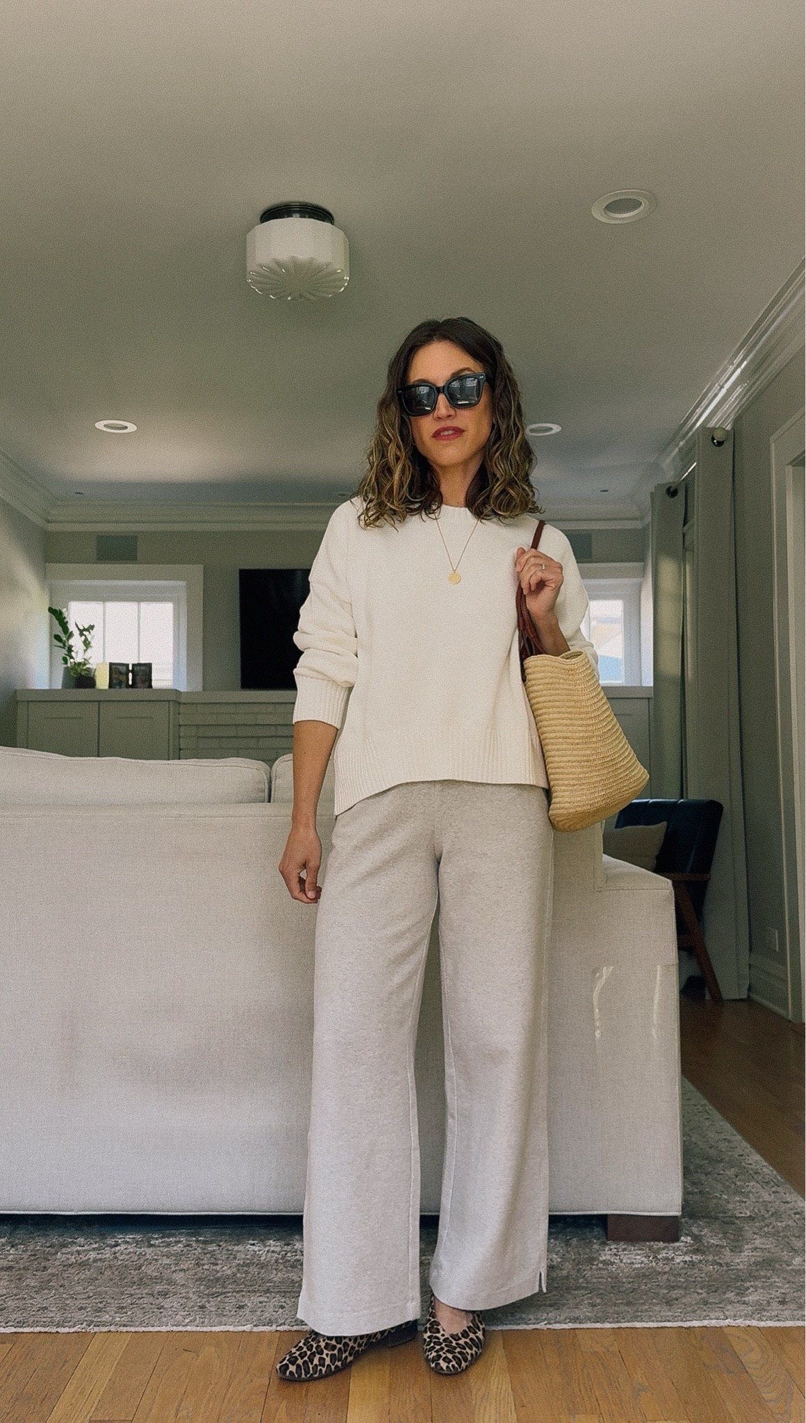 May Capsule Wardrobe// Day Eleven

Quince sweater, XS, TTS for a relaxed fit. Alex Mill pants, XS, TTS, petite friendly. Sèzane flats. Sèzane bag. Quince sunglasses.

#LTKootd #LTKgrwm #LTKPetite