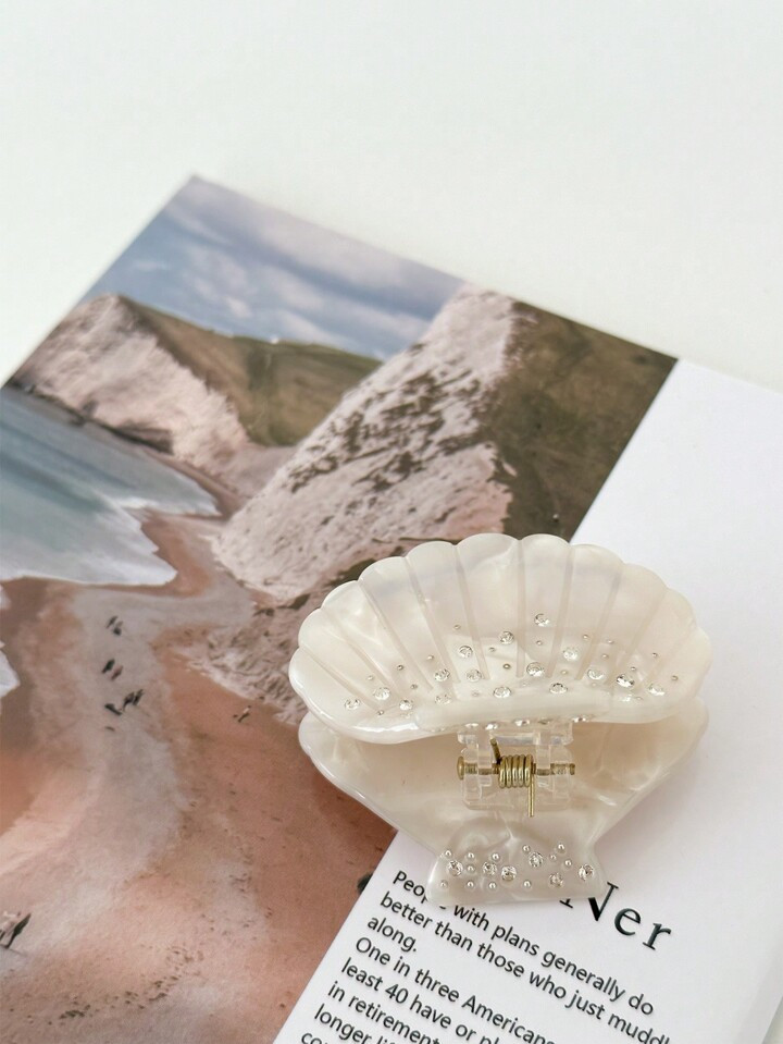 A Stylish And Sophisticated White Shell Hair Clip With  Rhinestones, Exuding Unique Design And Ve... | SHEIN