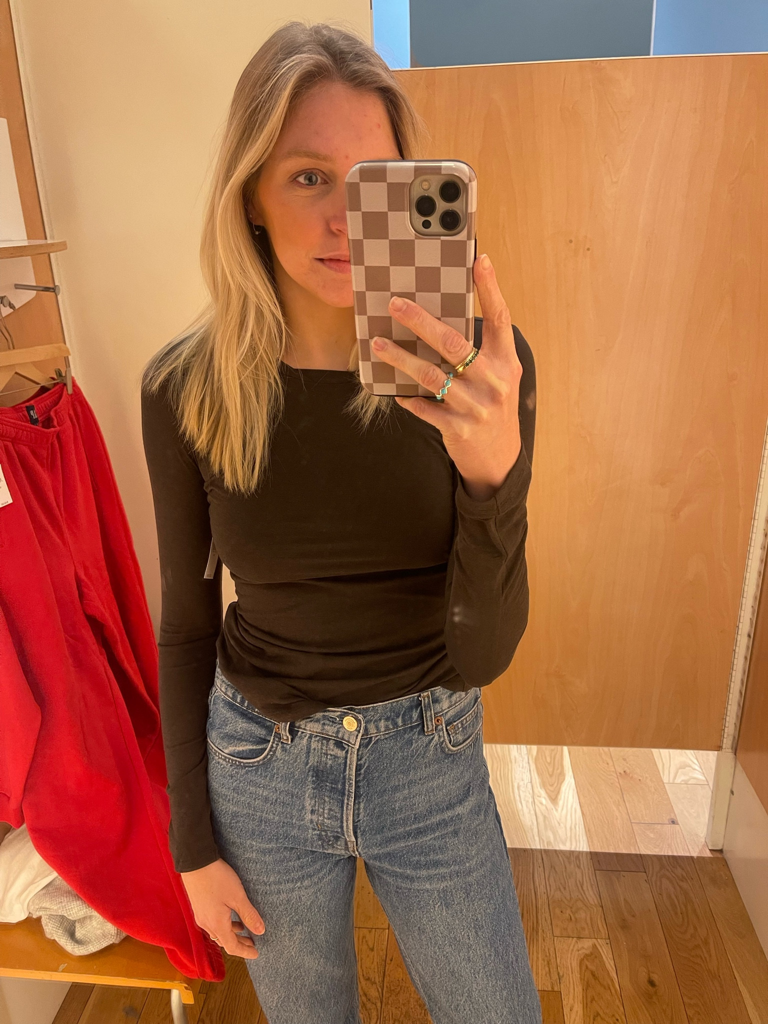 Gap tissue tee> I’m normally a medium but wearing an XS so it’s more fitted.