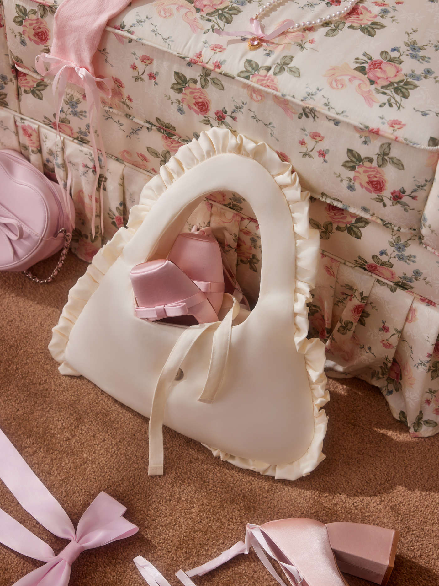 Valentine rush outfits Satin BOWKNOT & PLEATED TRIM HANDBAG For Daily Casual Date | Cider