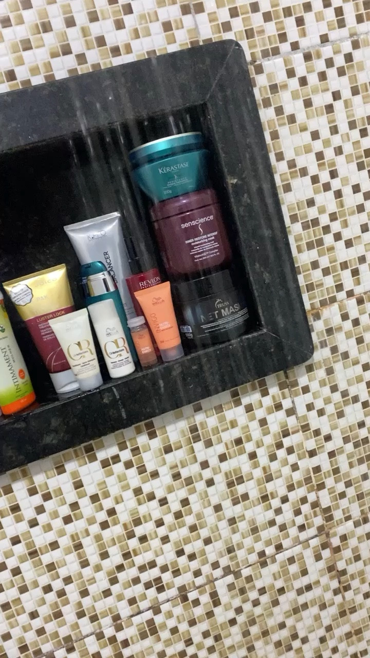 Bora acordar ! E lavar esse cabelinho sempre com os melhores ! E esses são só alguns que gosto e uso, eu amo produtos que faz bem aos meus cabelos ! 🫶🏻

#LTKFind #LTKU #LTKbrasil