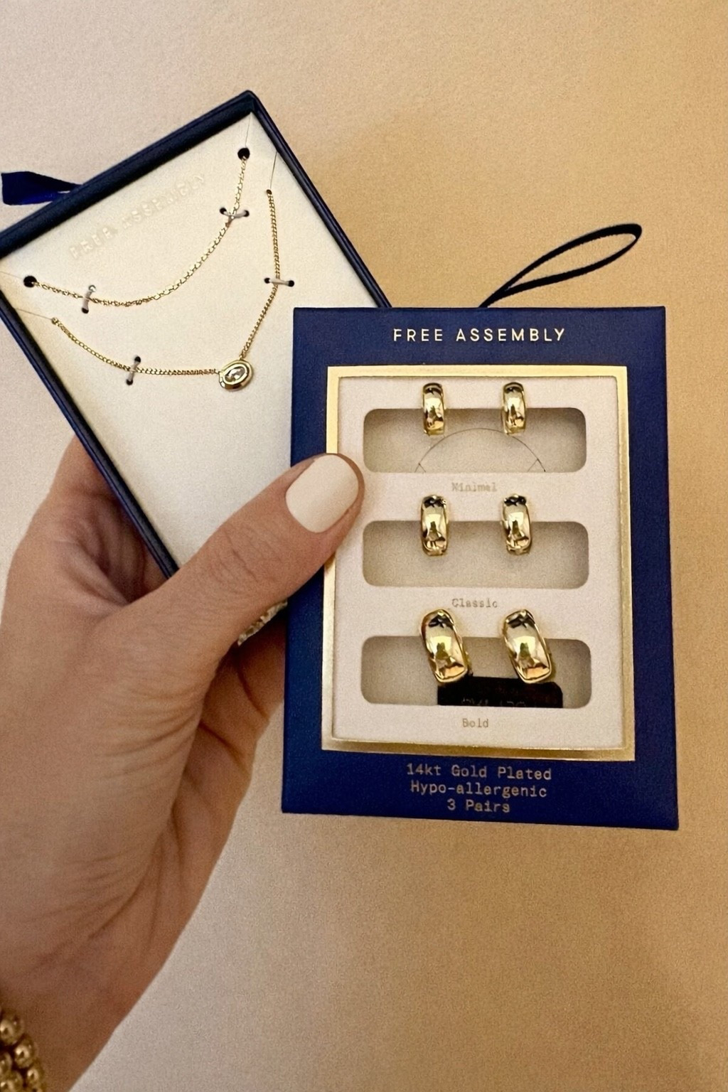 Who else loves finding pieces that look expensive but aren’t? ✨

#LTKootd #LTKgrwm #LTKU