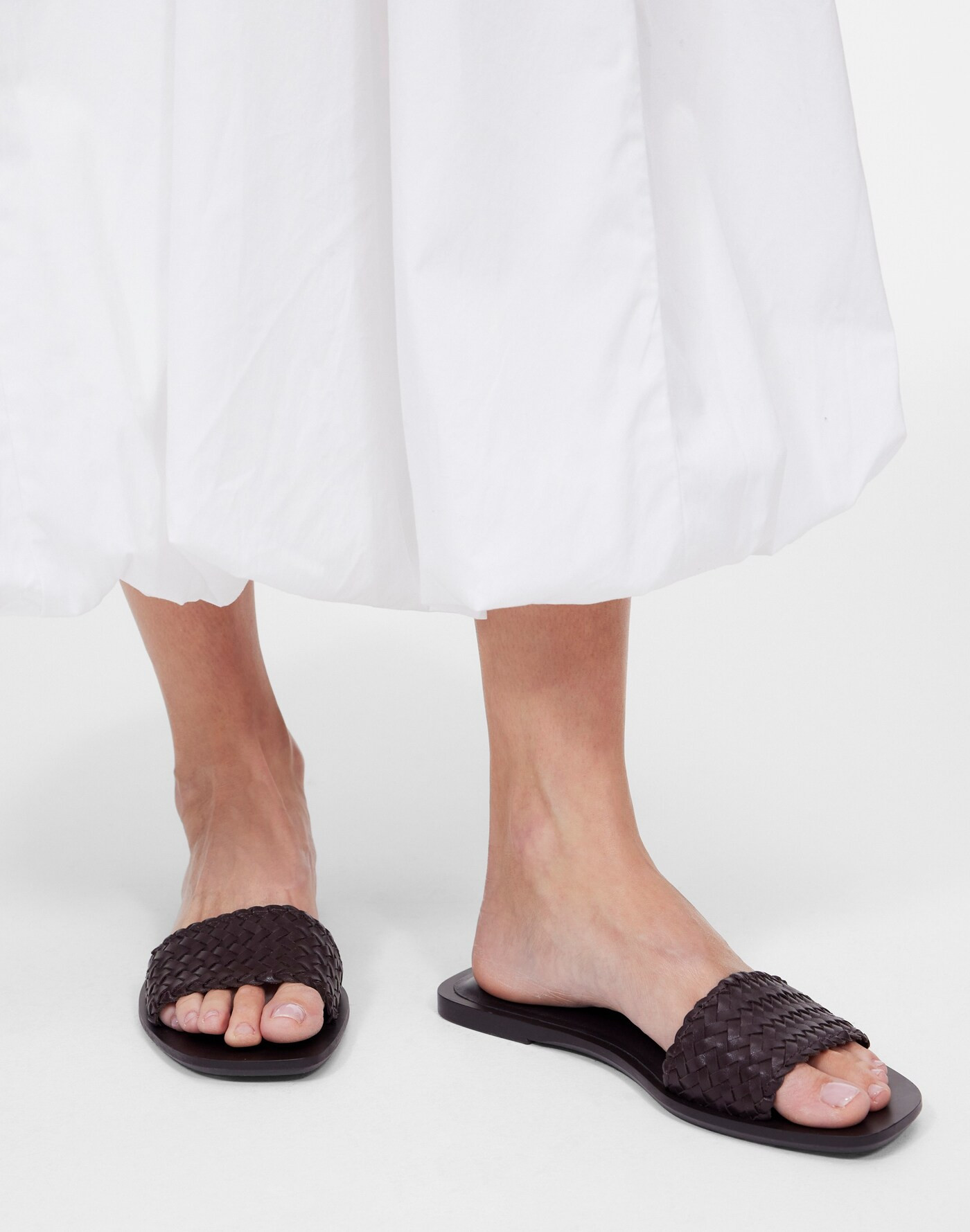 The Cora Slide Sandal in Woven Leather | Madewell