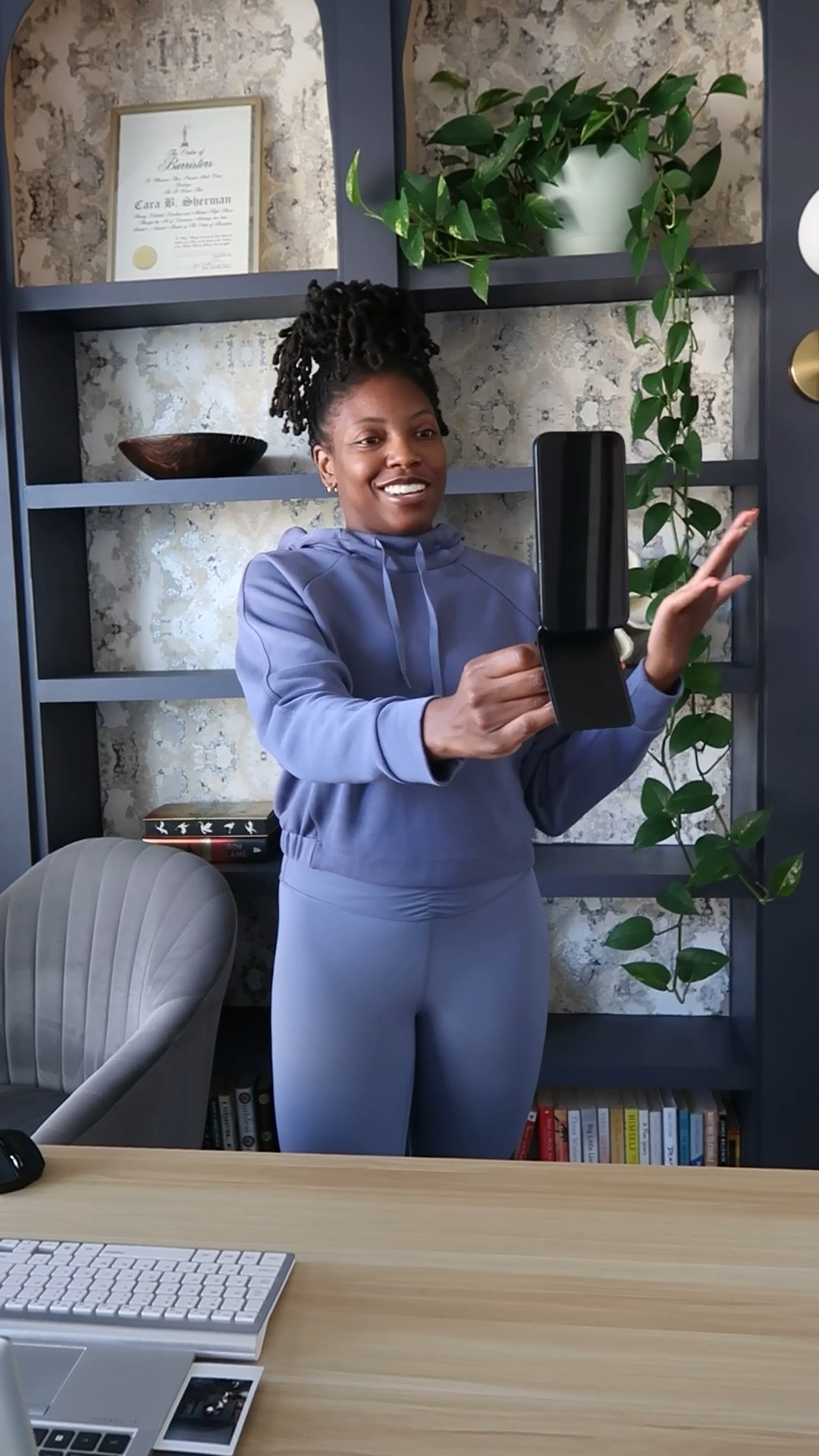 Multitasking just got an upgrade! The Moft MagSafe Tripod is the perfect blend of sleek design and functionality. Whether I’m snapping content, joining a meeting, or scrolling hands-free, this little gadget keeps up with me. Snd now it cones in a wallet version!! Add it to your tech must-haves for 2025—Click to Shop

#LTKFindsUnder50 #LTKFindsUnder100