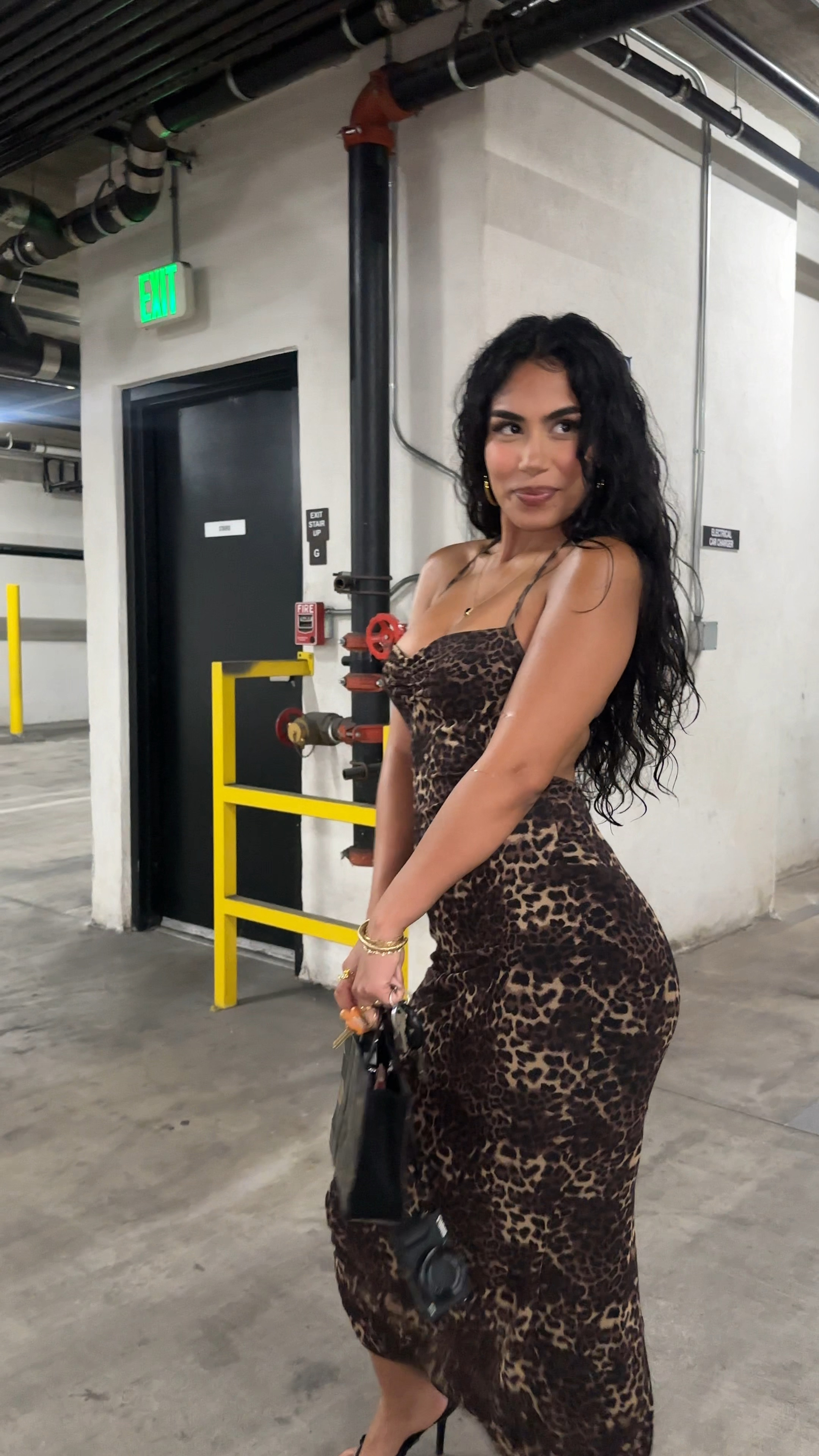 dress from garage size xs and adjustable 