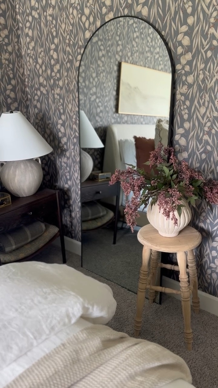 You guys don’t see this side of our guest room often, but it sure does look pretty 🤍

#LTKStyleTip #LTKHome