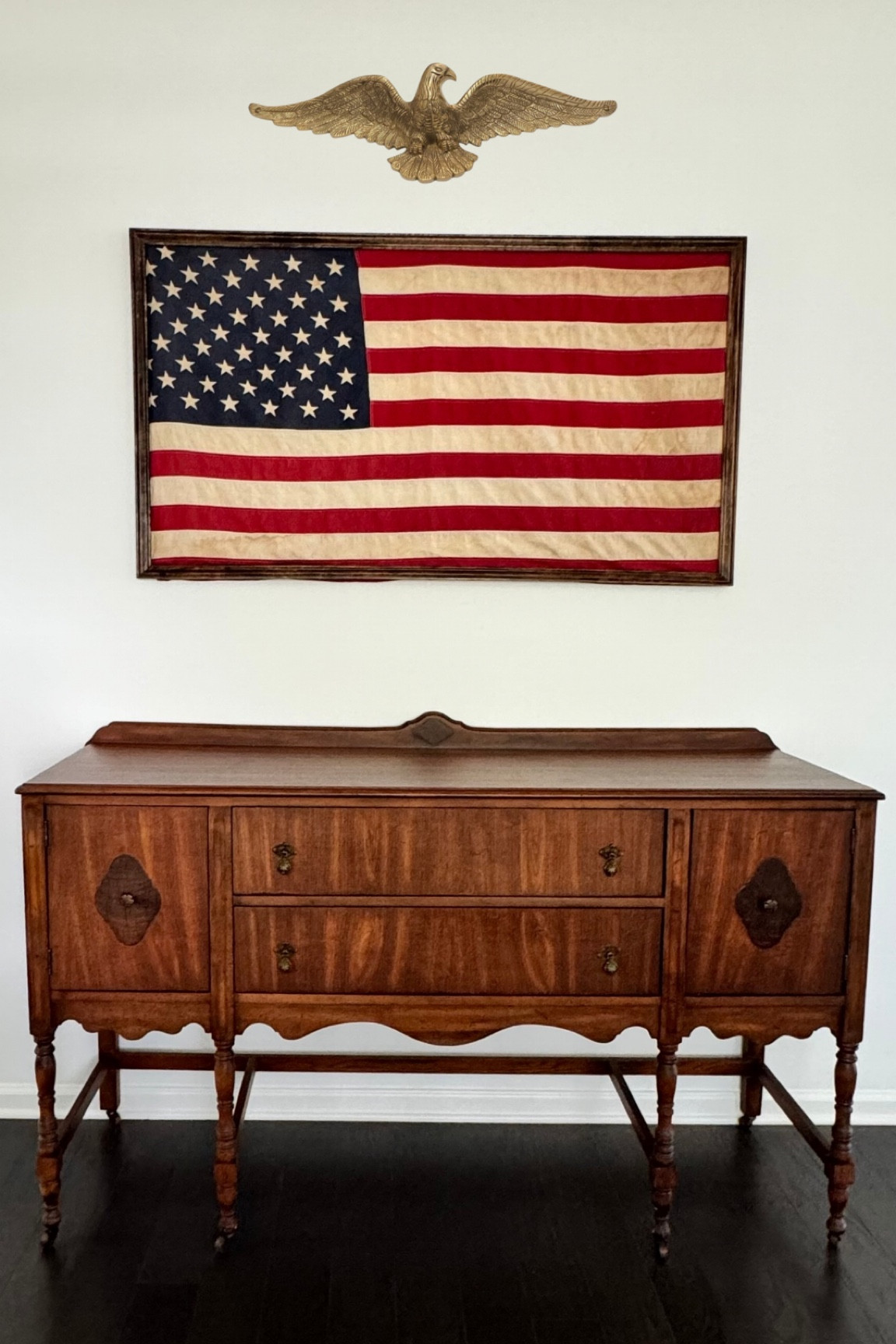 Livery Home Decor | Federal Home Decor | Federal Style | American Traditional | American Grand Millennial Style   

#LTKhome #LTKstyletip