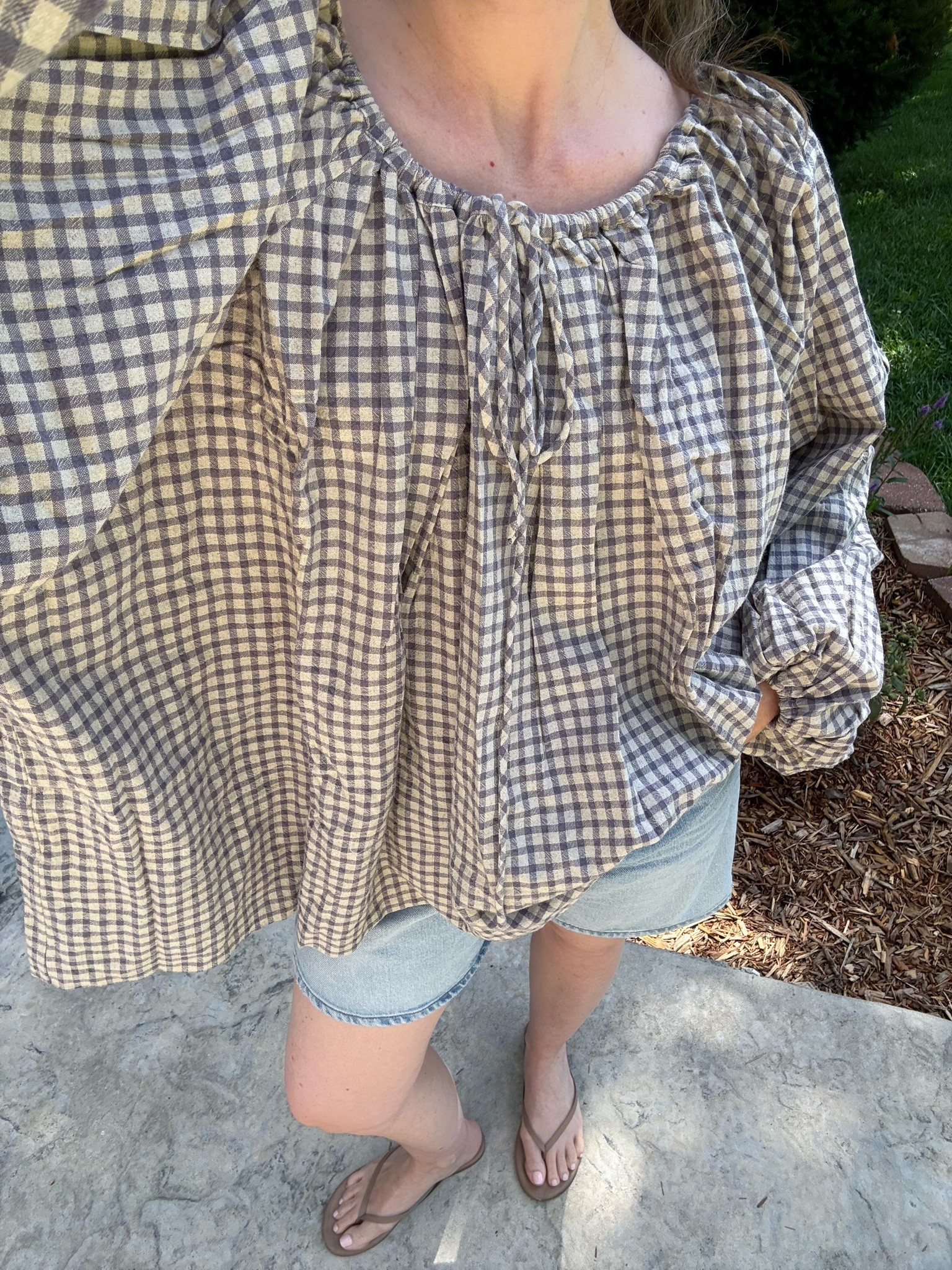 yesterdays ootd! favorite denim shorts, tts! oversized top is Avyandco, linked similar! 

Summer outfit

#LTKootd