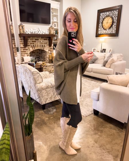 The cutest batwing cardigan from Amazon is on sale!

Winter outfit, sale, found it on Amazon, affordable

#LTKunder50 #LTKSeasonal #LTKFind