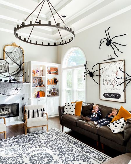 Halloween spider decor! #homedecor #halloweendecor #codeorange #halloweenparty 

#LTKhome #LTKparties #LTKSeasonal