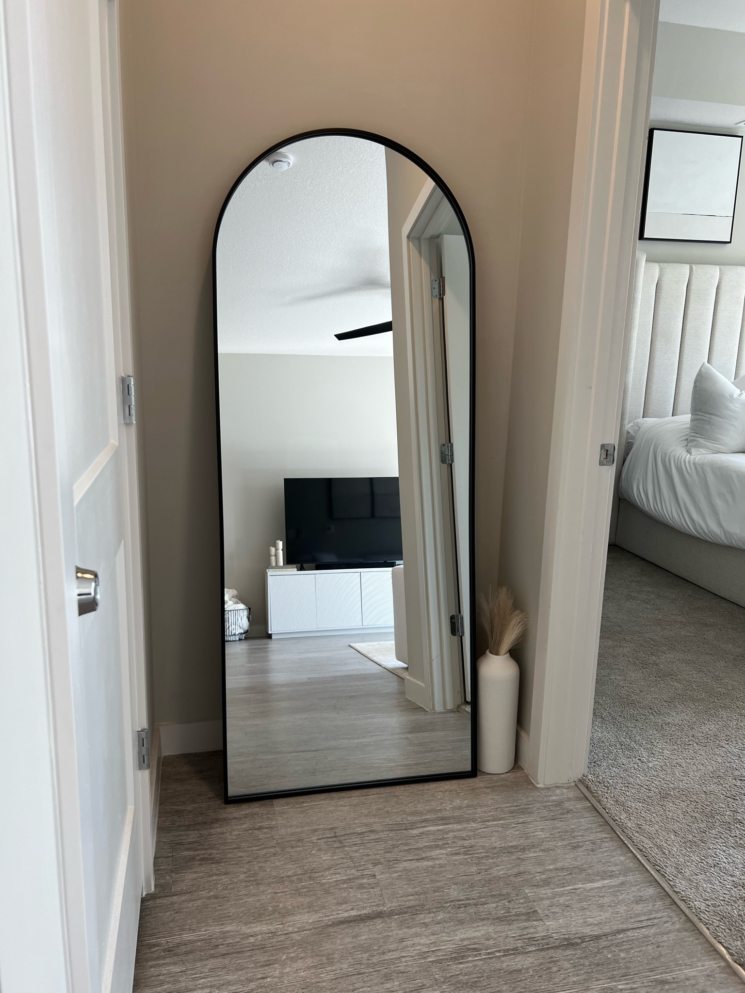 perfect sleek everyday full length mirror 

#LTKhome