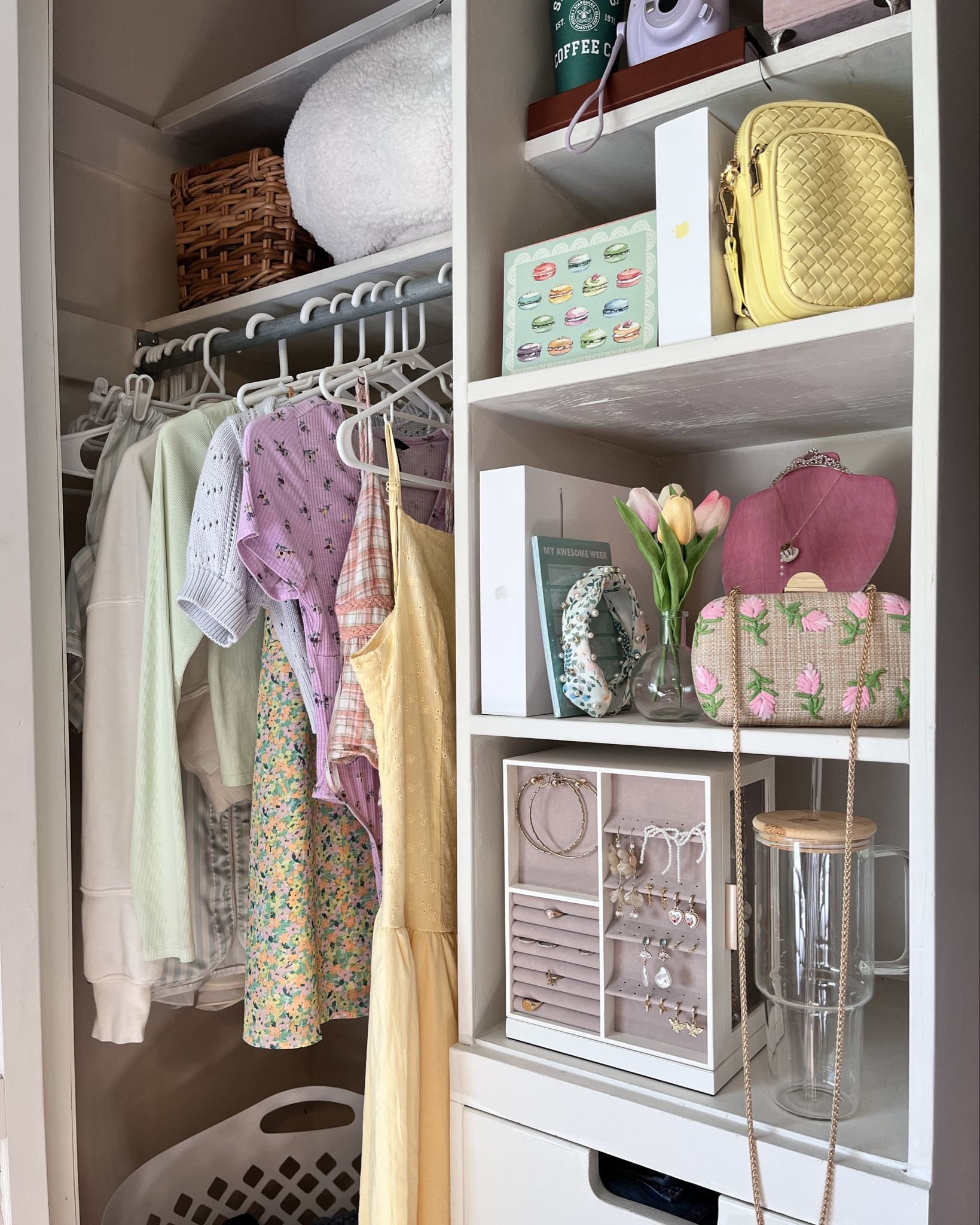 The spring closet has sprung! 🤗💐👛🐝🌼🌤️🌷 Shop my favorite clothes and accessories for this season - mostly from Target 🤭🎯

#spring #springfashion #springaccessories #springcloset #girly #girlygirl #feminine #floral #aesthetic 