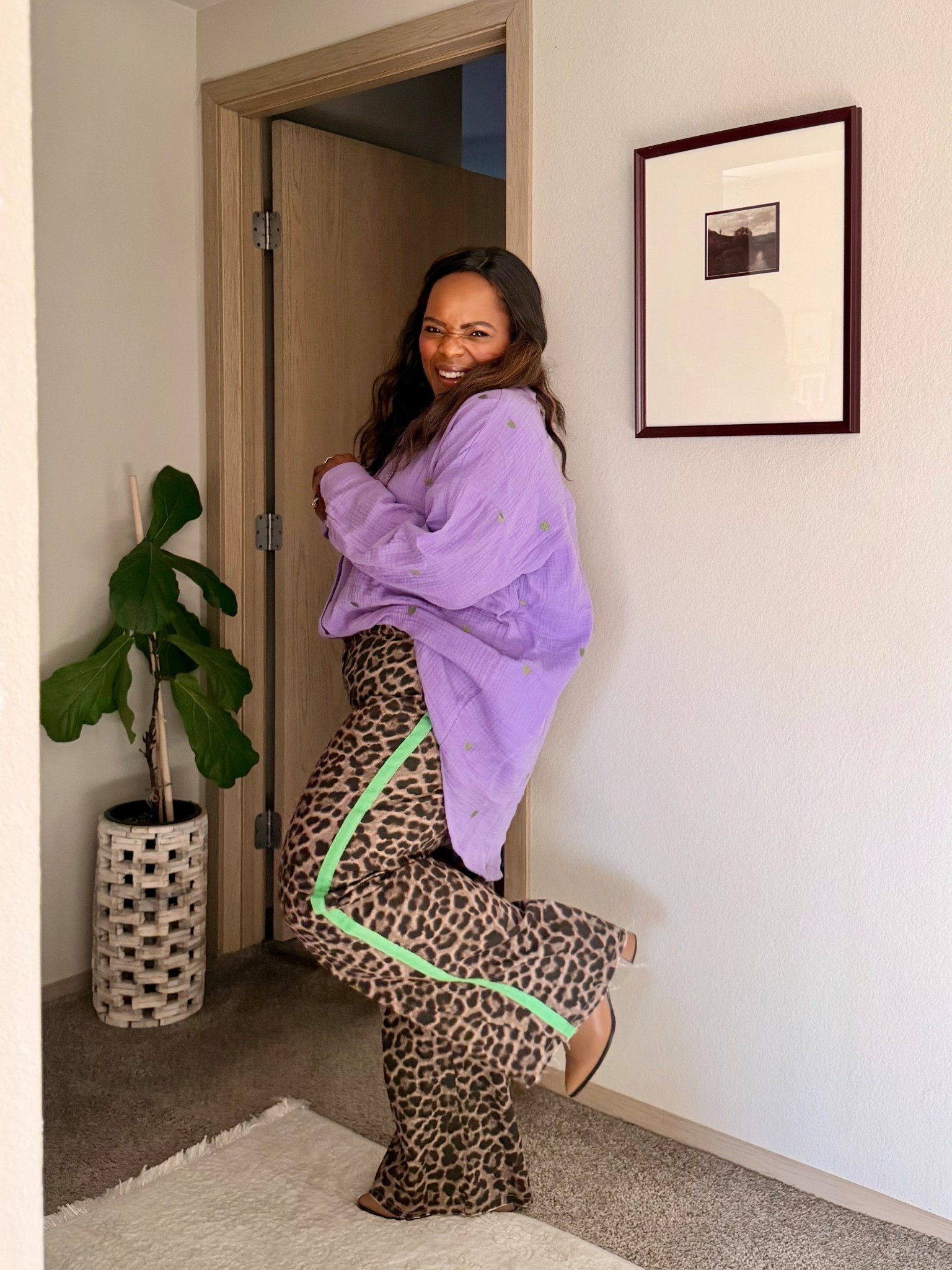I can’t get over these leopard jeans with the bright green stripe on the side from @ullapopken! Wearing the size 14 - true to size. Use code LSCULLA for 35% off! 🐆💚

#LTKmorningroutine #LTKgrwm #LTKPlusSize
