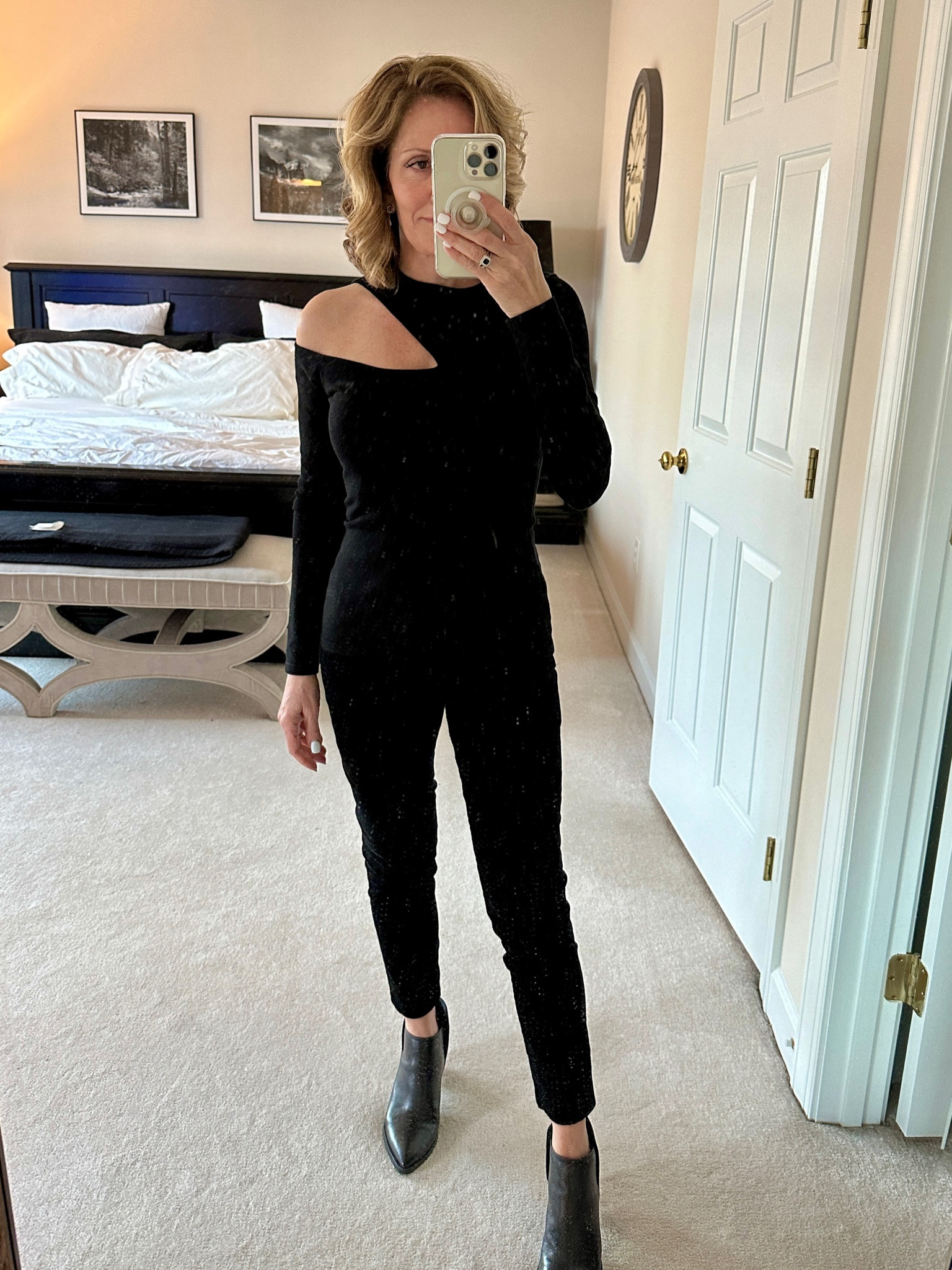 Black on black on black! Cut out top, corduroy pants and leather booties 