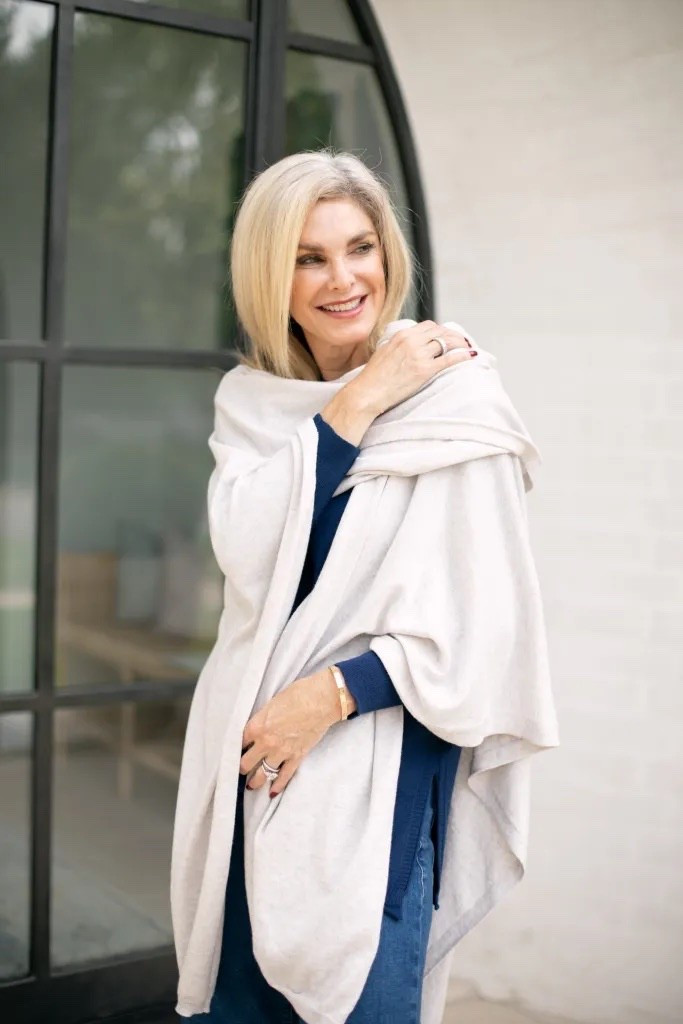 The travel wrap you need now! Makes a great gift

#LTKOver40 #LTKGiftGuide #LTKSeasonal