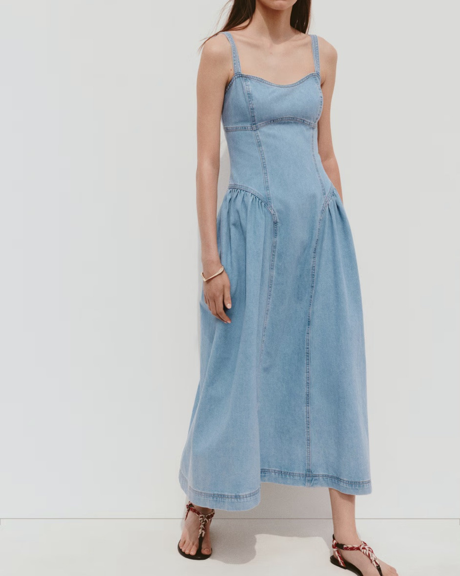 Denim midi dress

#LTKSeasonal