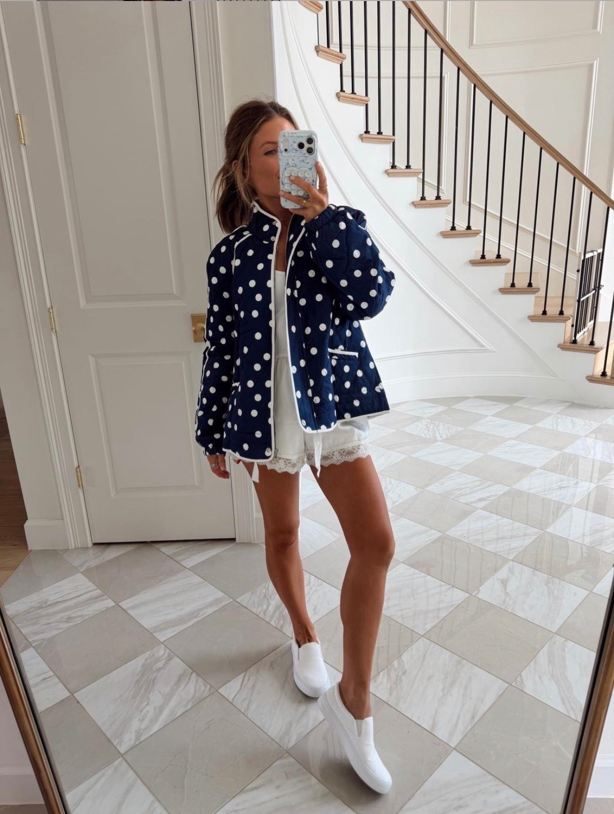 Fall quilted jacket that looks like anthro

#LTKootd
