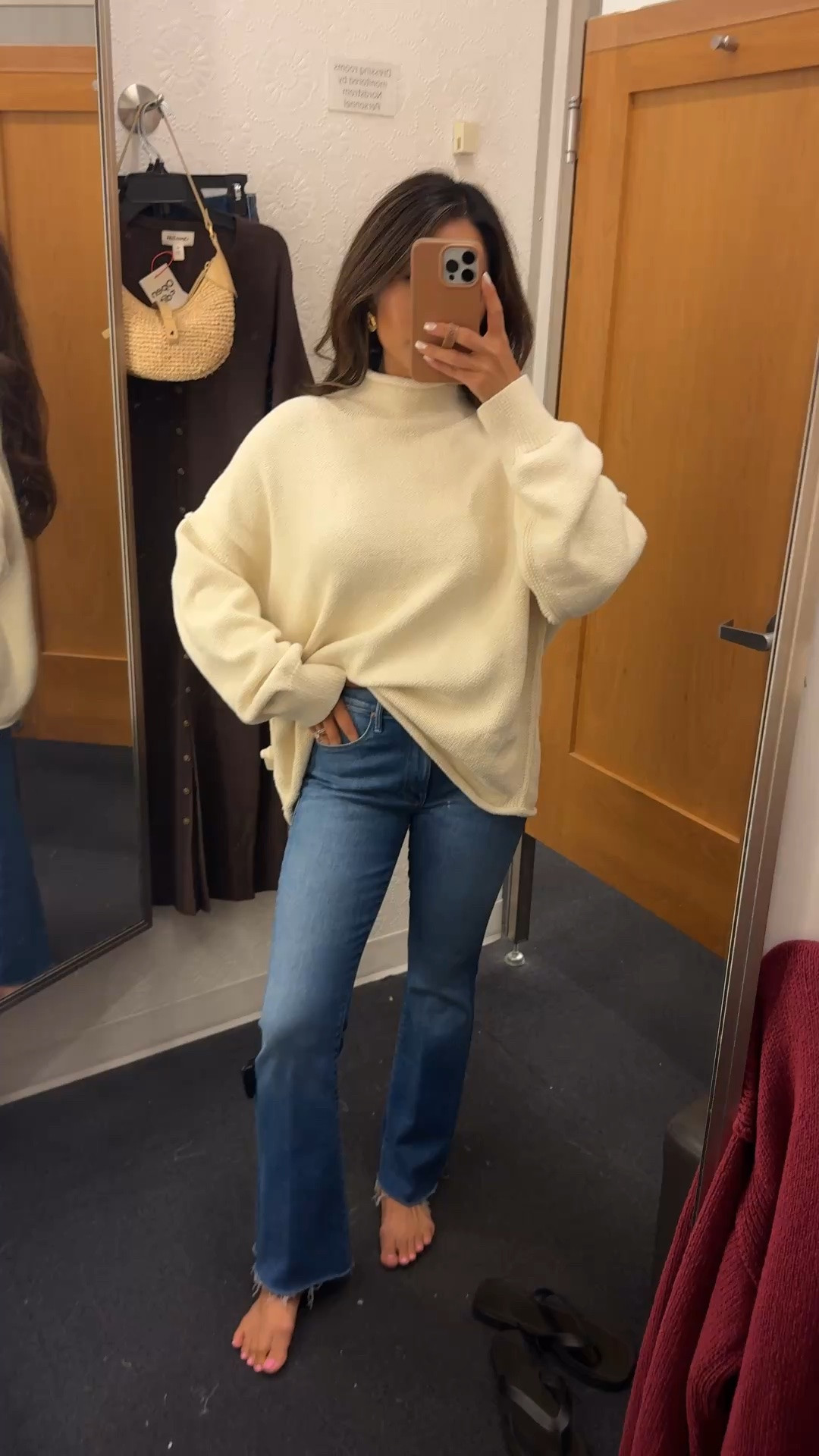Free people sweater and petite friendly mother jeans! 

Sizing:
Sweater - they didn’t have xs in this color wearing Medium and it’s super oversized, I did try xs in a red color and that worked well so I’d do true to size 
Jeans - sized up for thighs, wearing 26 but there is a little gaping in the waist I think you could do your true size in these though

#LTKSaleAlert #LTKPetite