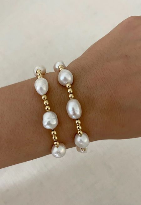 pearl and gold beaded bracelet #pearls #jewelry #goldjewelry #trendingfashion #mumu #showmeyourmumu

#LTKHoliday #LTKunder50 #LTKstyletip