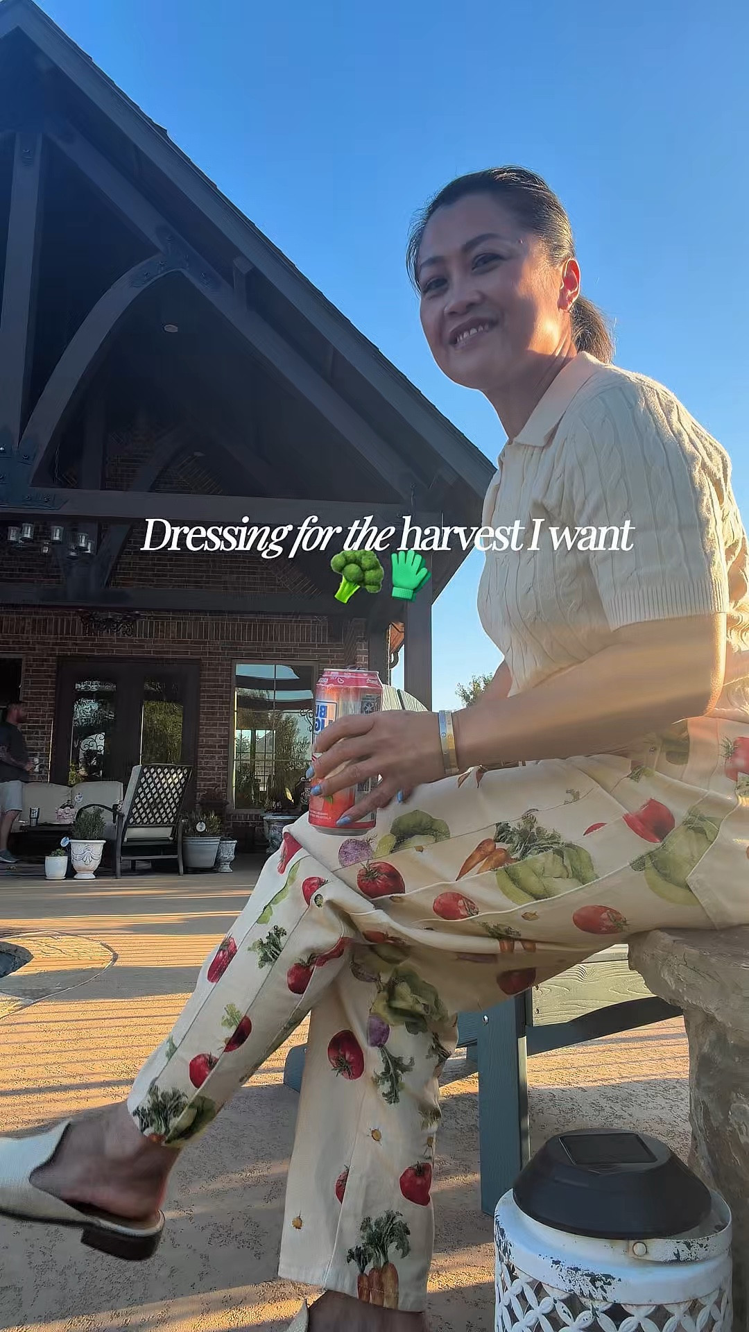 Tell me you’re a gardener without telling me you’re a gardener. ✨🥦
Found the perfect pair of pants for when you want to look intentional, professional, and still celebrate the "soft living" lifestyle. It’s giving Cultivated Outdoor Living in the best way possible.

#GardeningAesthetic #ModernGarden #ChicMamas #GardenStyle #OutdoorLiving #VegetablePrint #SummerDenim

#LTKSeasonal #LTKMothersDay #LTKOver40