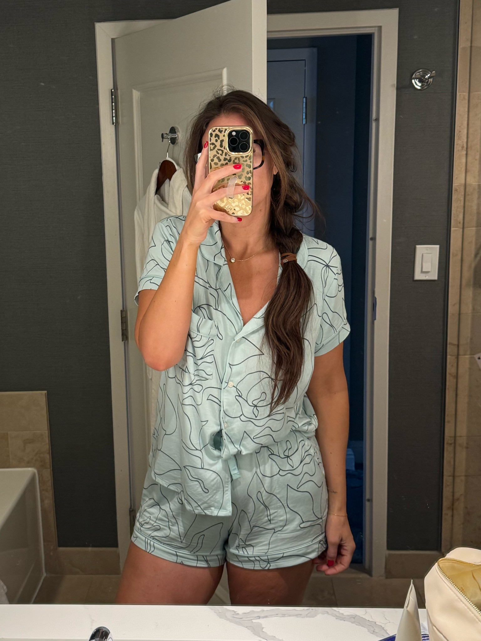 Pajama set size large 

#LTKfindsunder50 #LTKmidsize #LTKover40